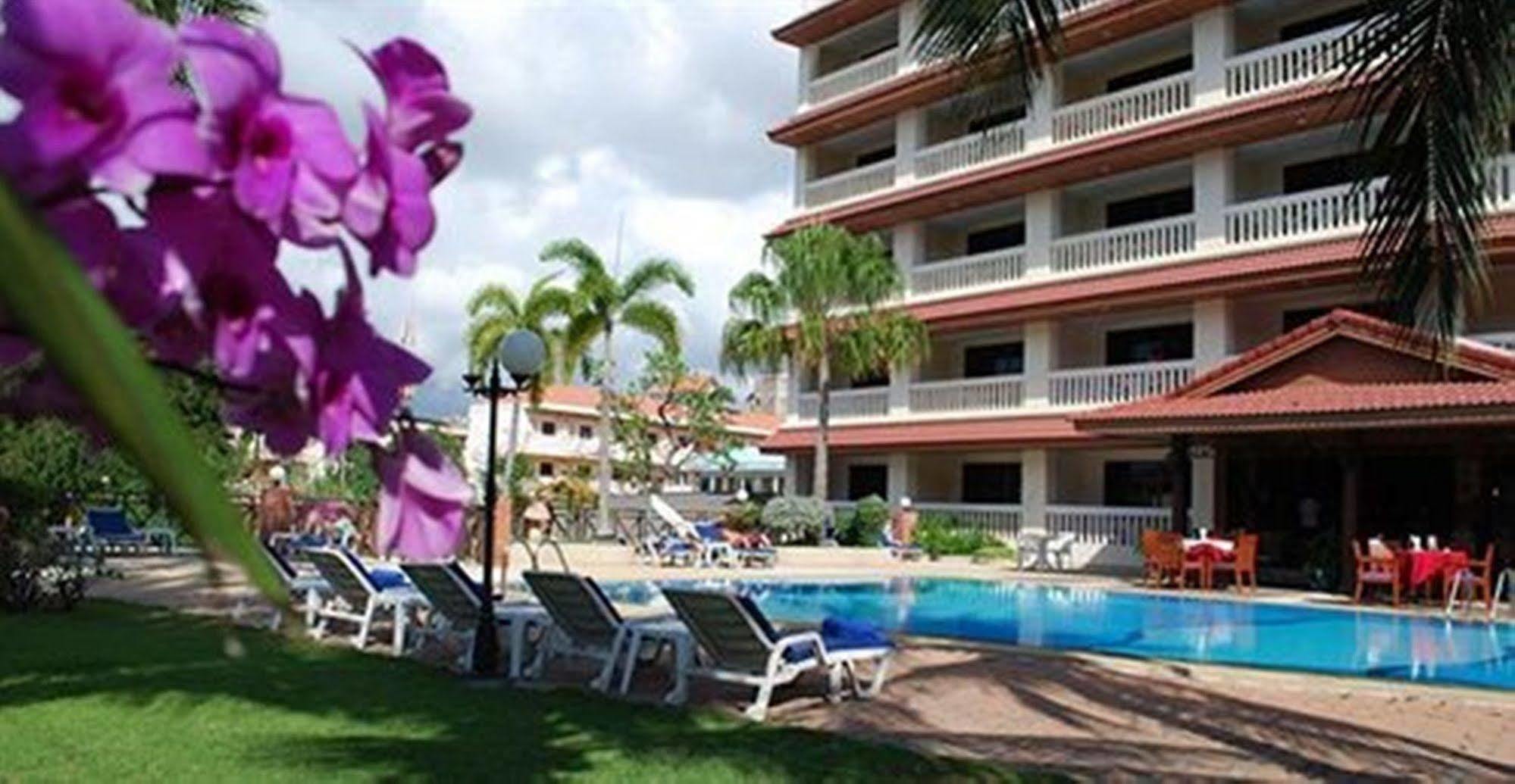 Aparthotel The Garden 3*