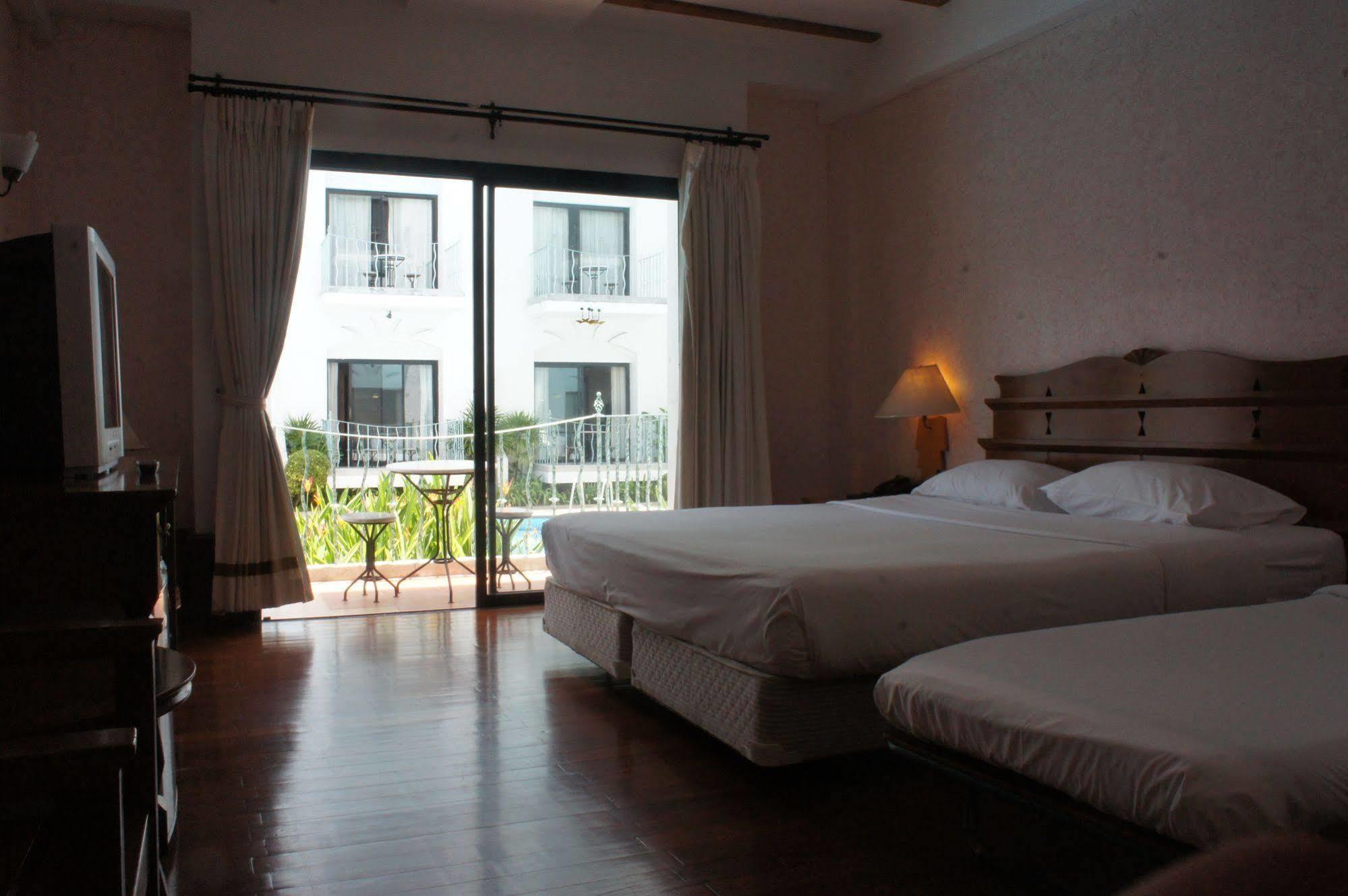 Naklua Resort