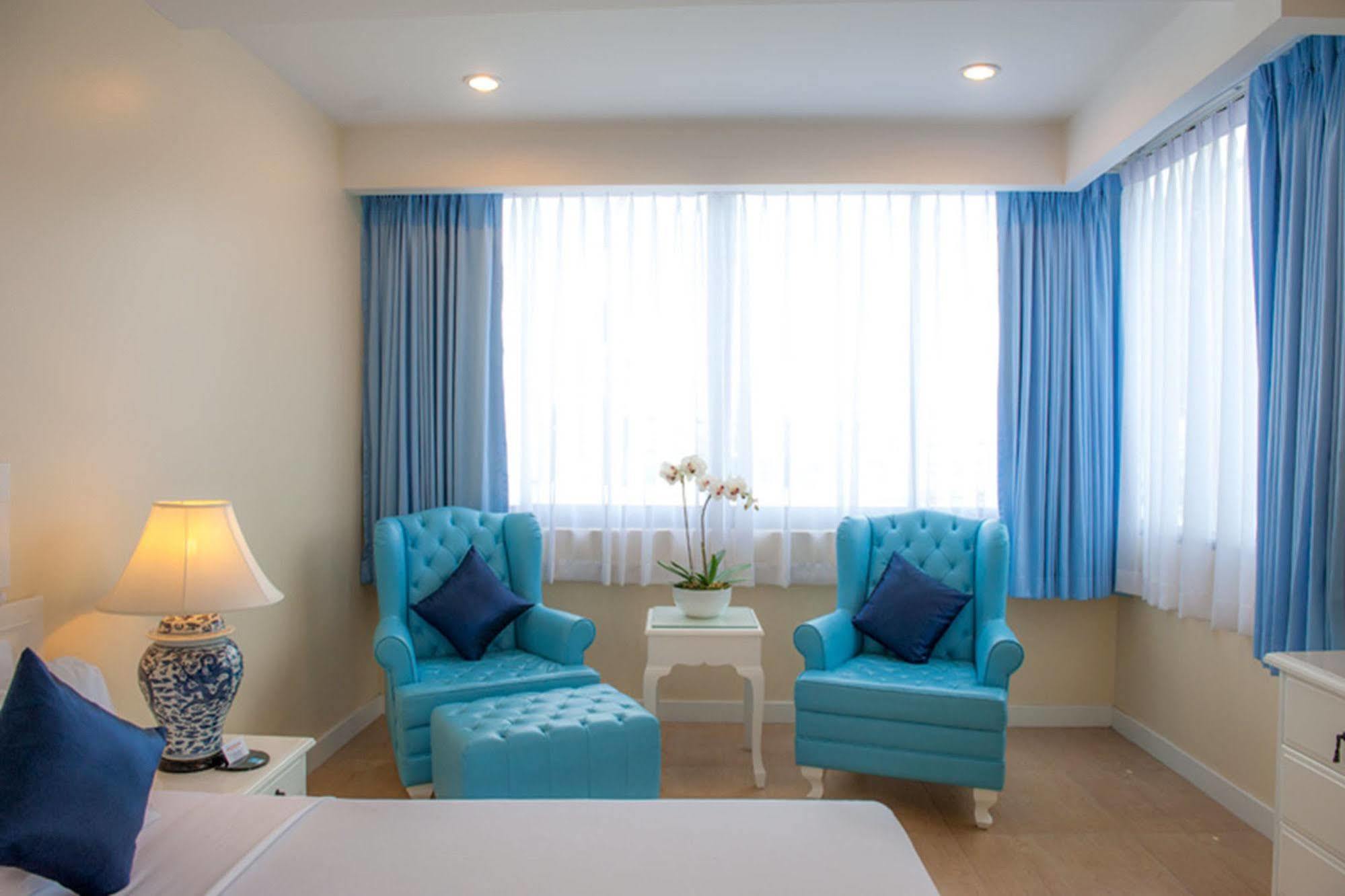 Lido Hotel 3*