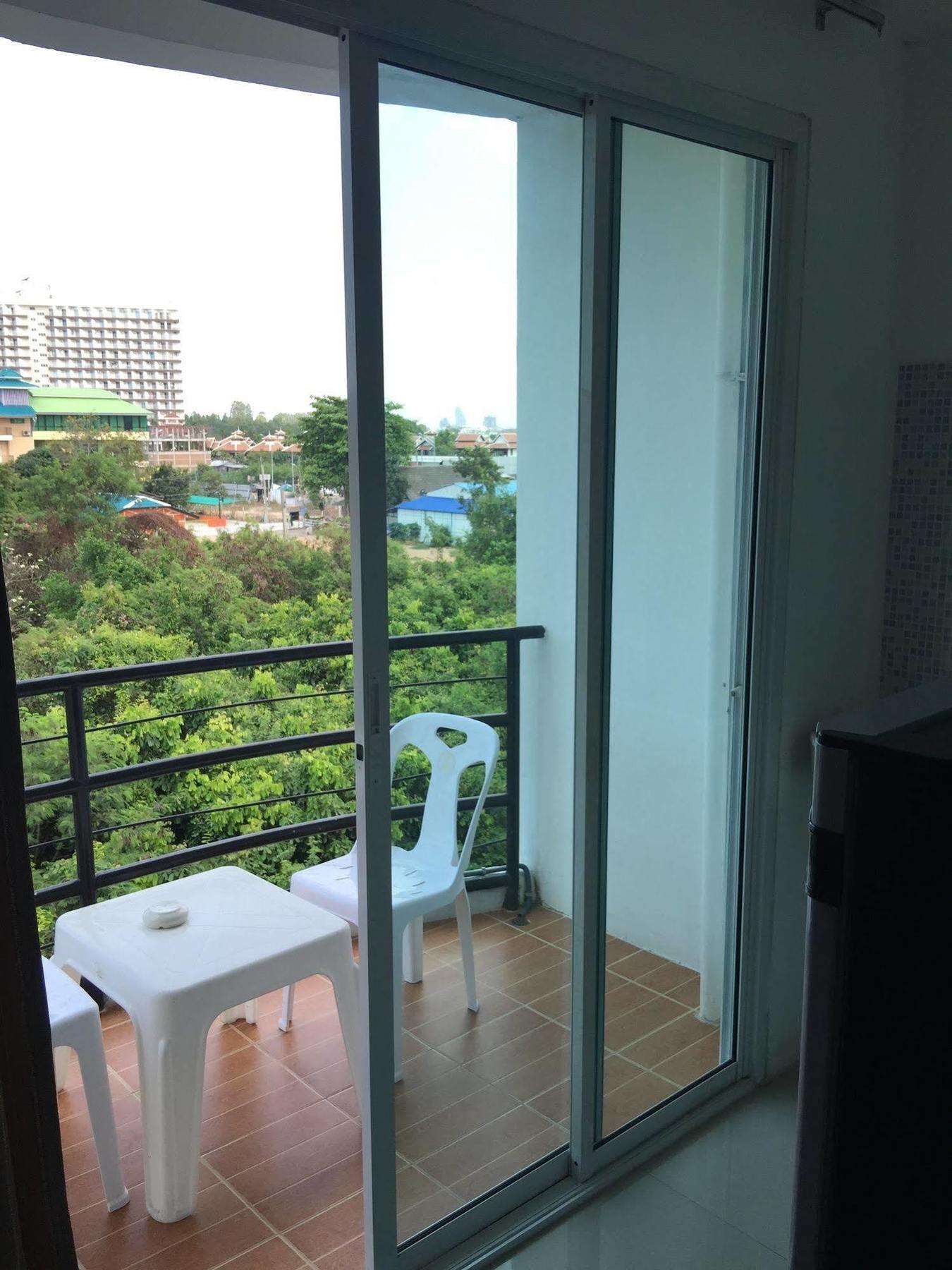 Lighthouse Hotel Pattaya