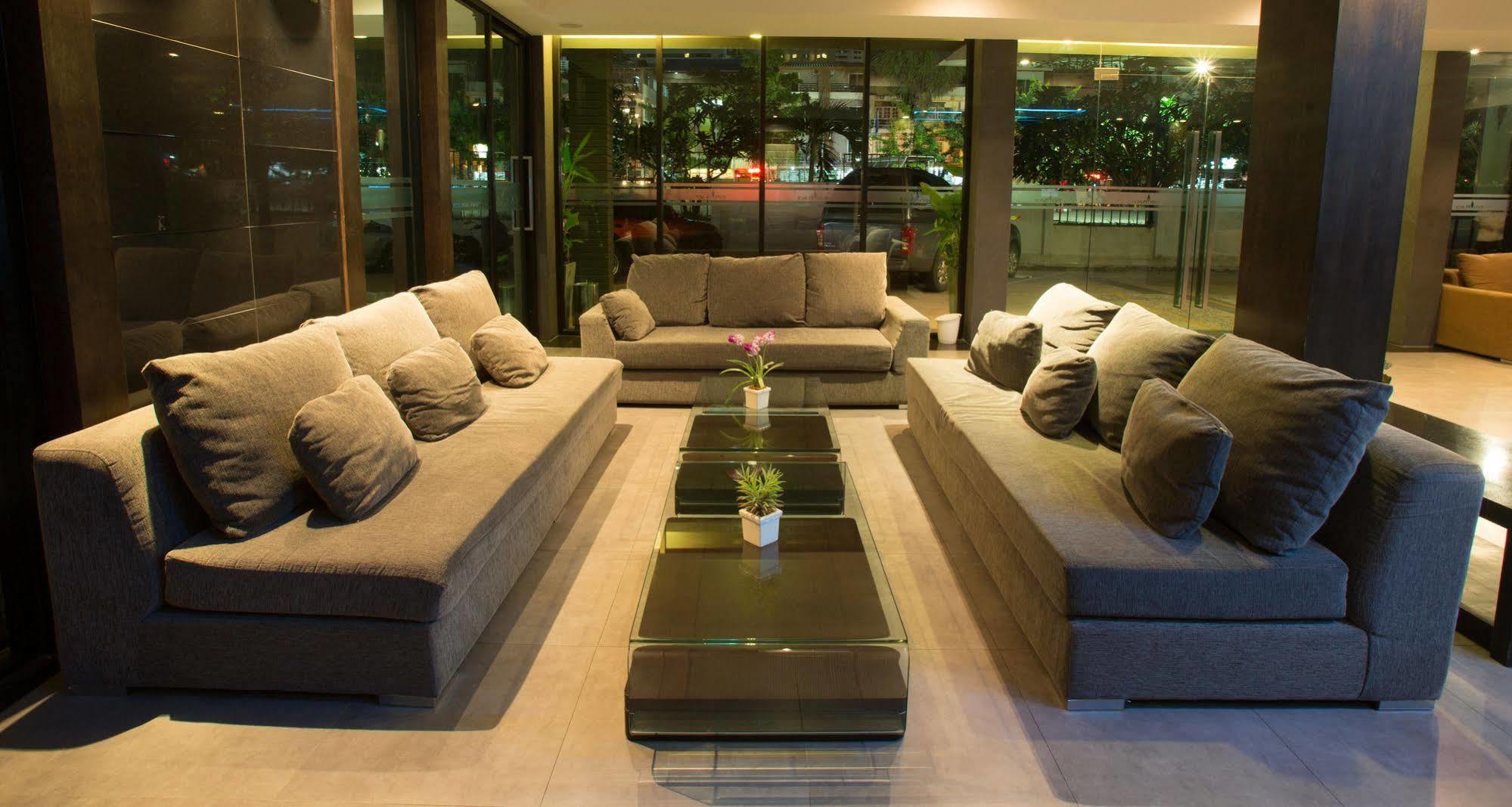 Place Serviced 3*