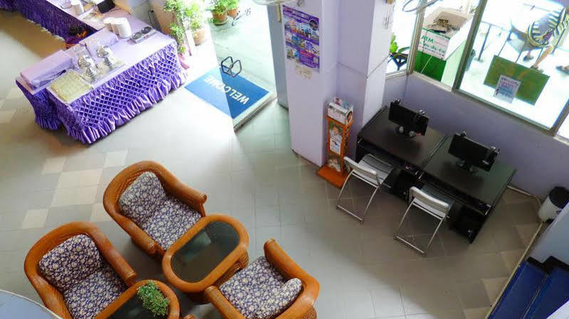 Sawasdee Hotel 2*