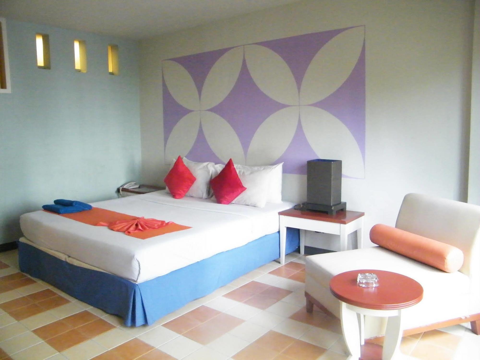Sawasdee Sea View 3* Pattaya