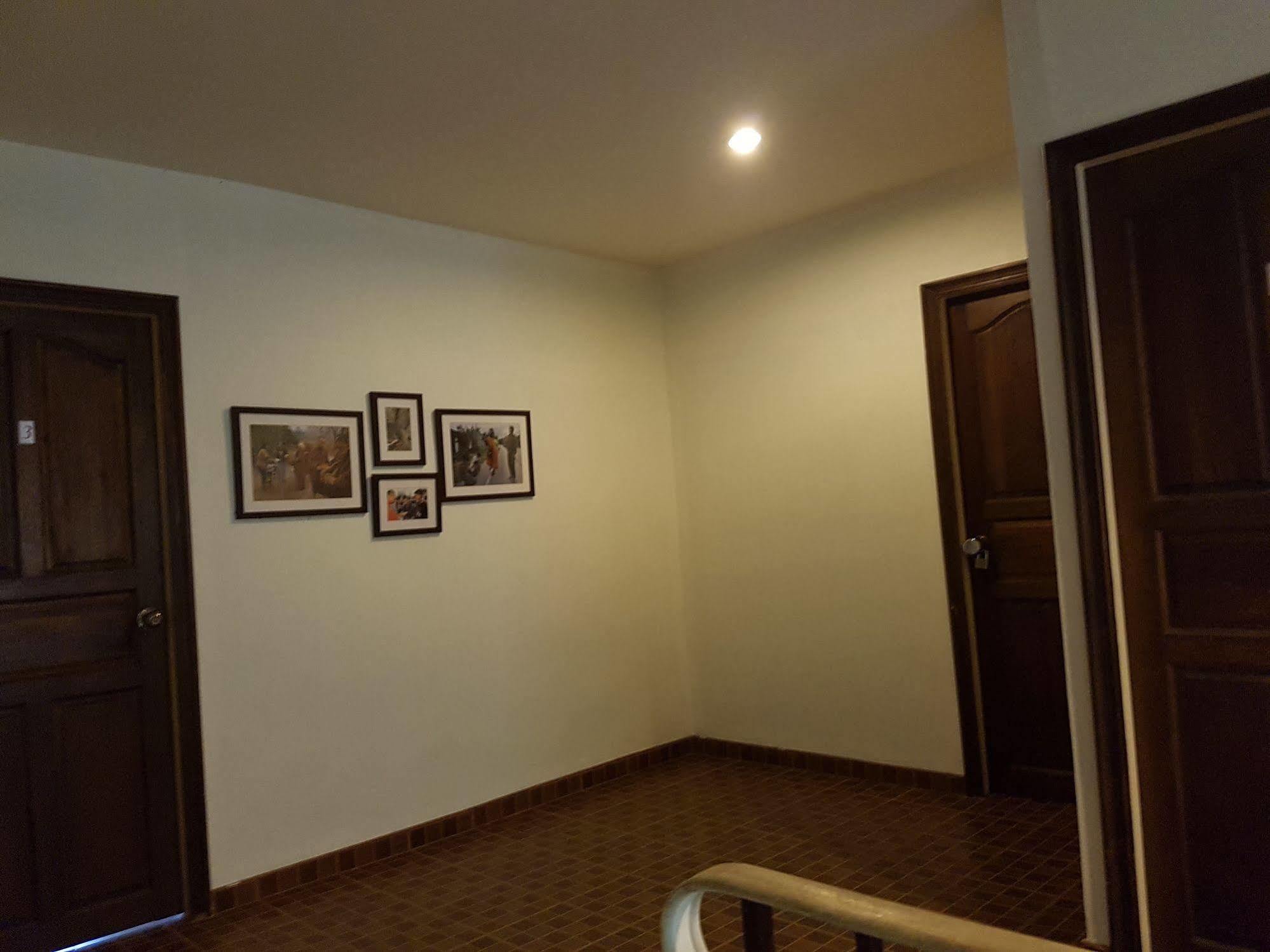 Apartment Baan Dok Mai *