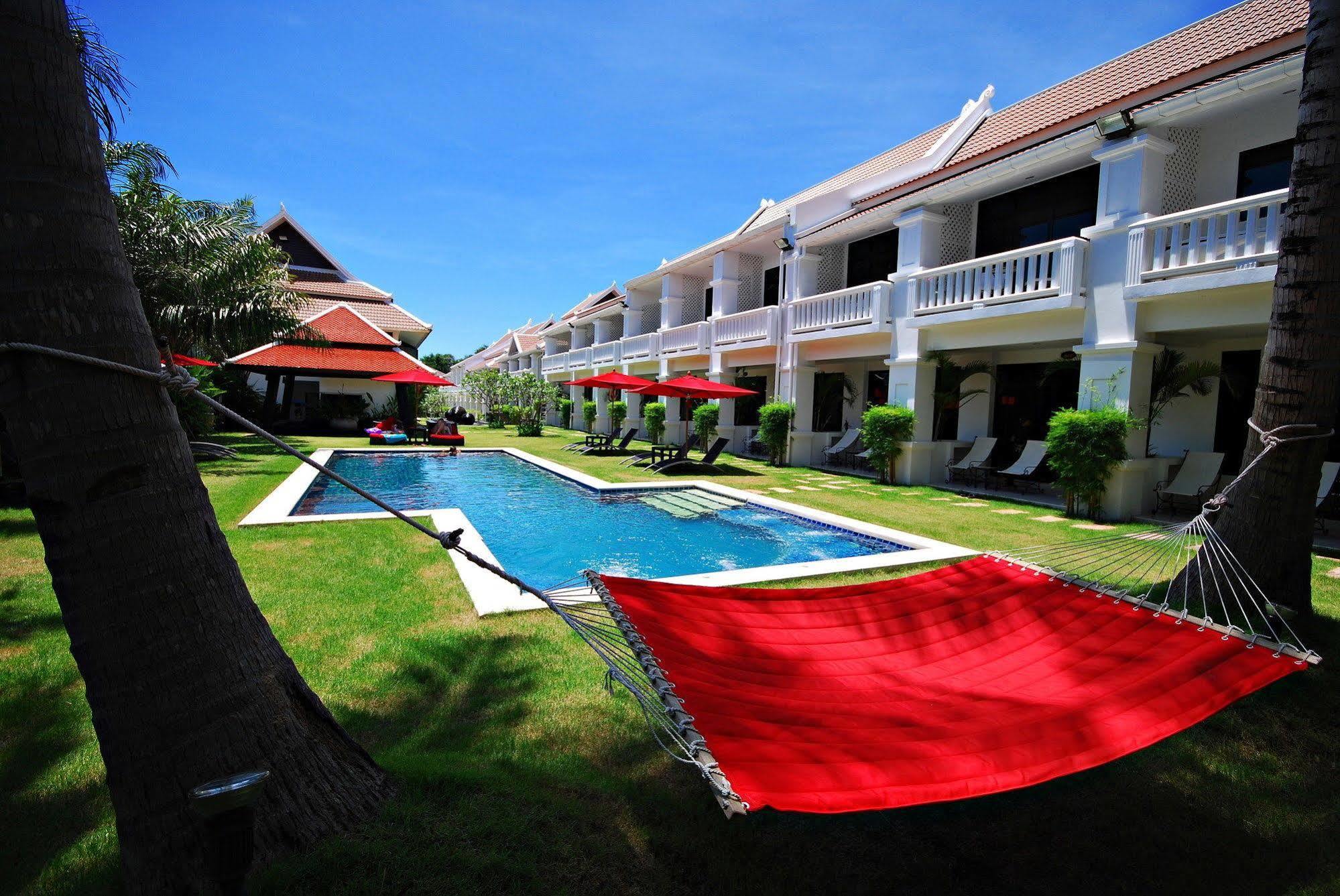 Palm Grove Resort, Pattaya Na Chom Thian