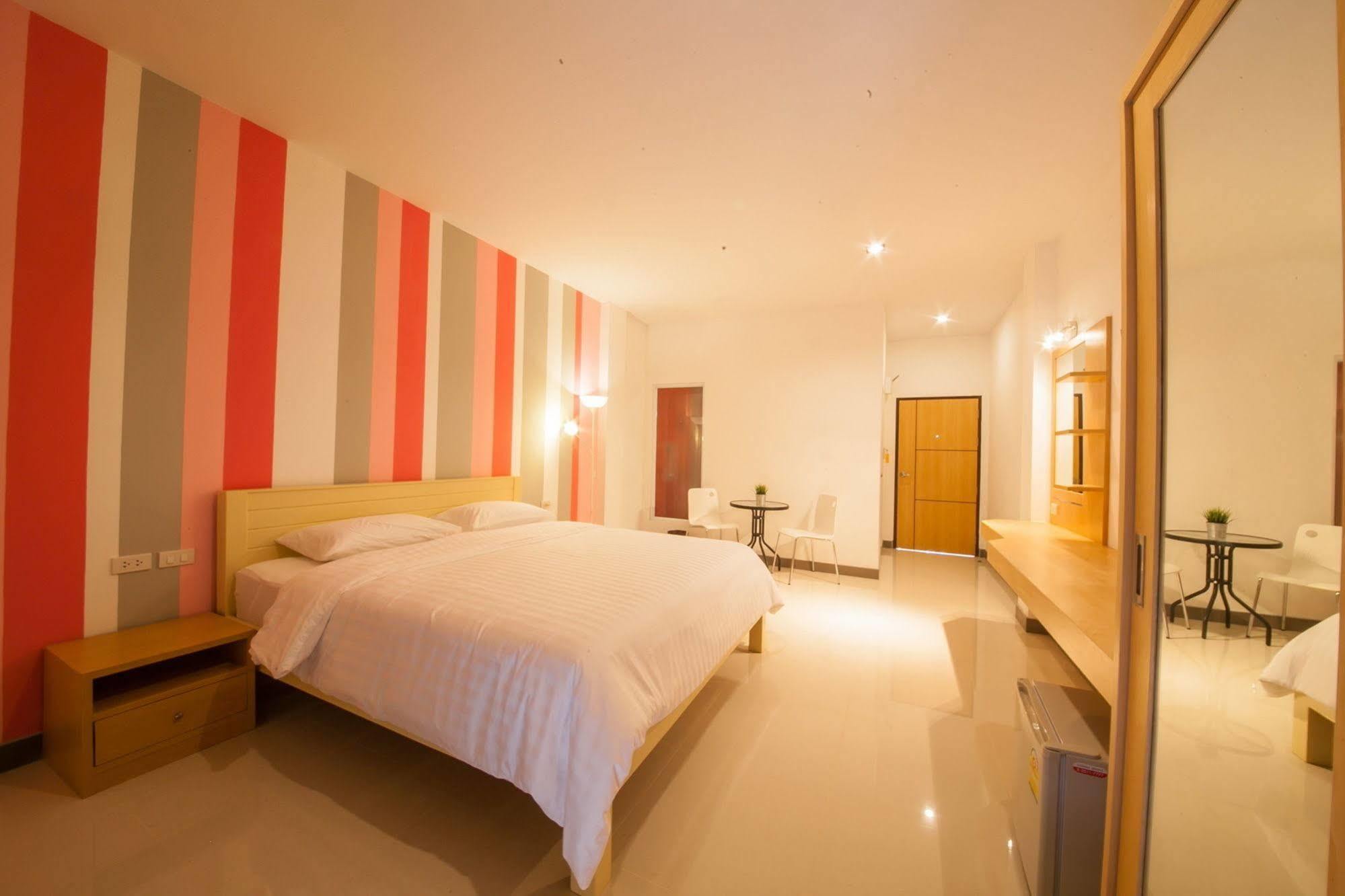 T Sleep Place Hotel
