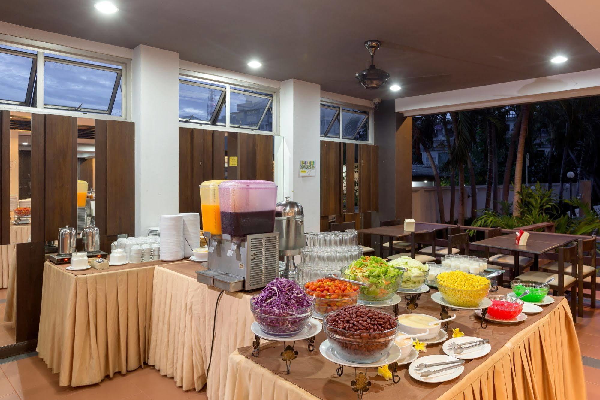 Hotel Holiday Pattaya