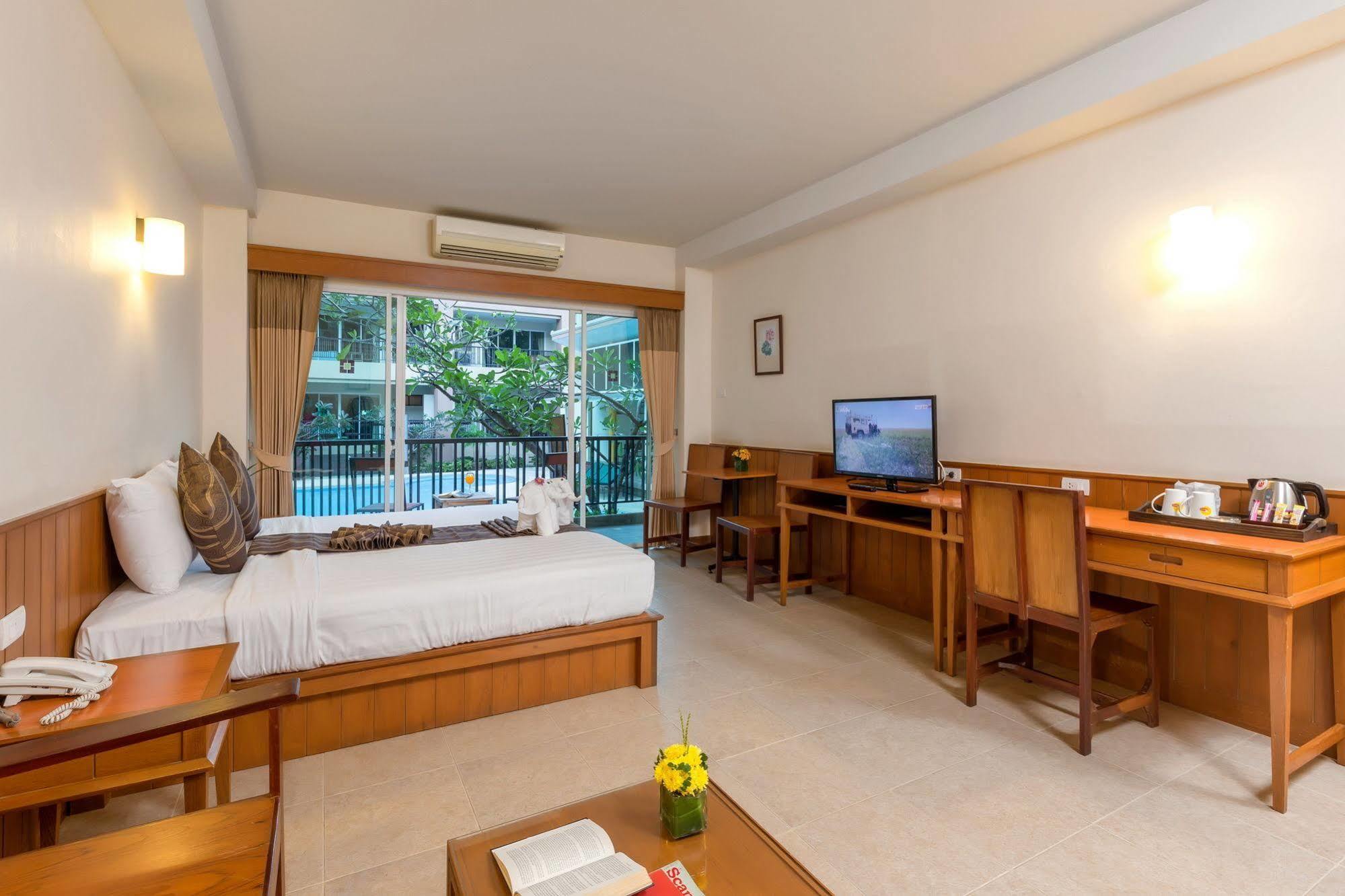 Authong Hotel Pattaya