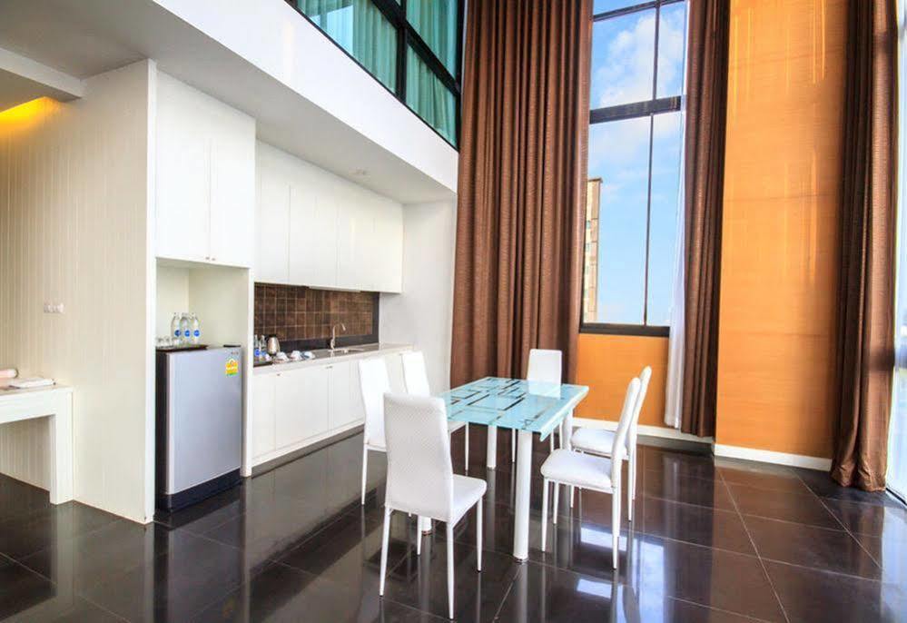 Hamilton Grand Apartment