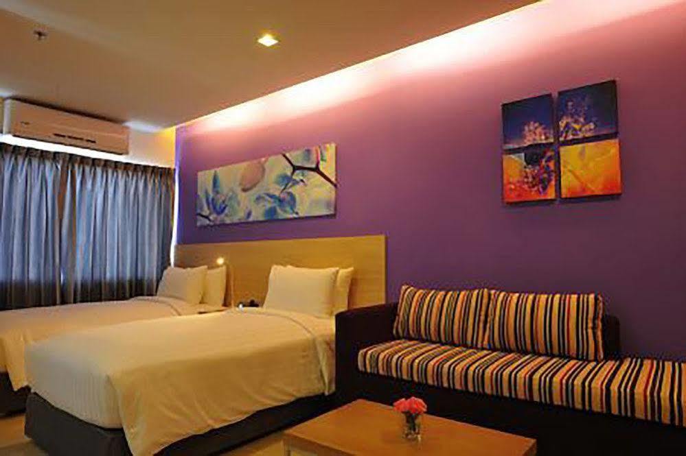 R-Con Hotel @ Siam Hotel