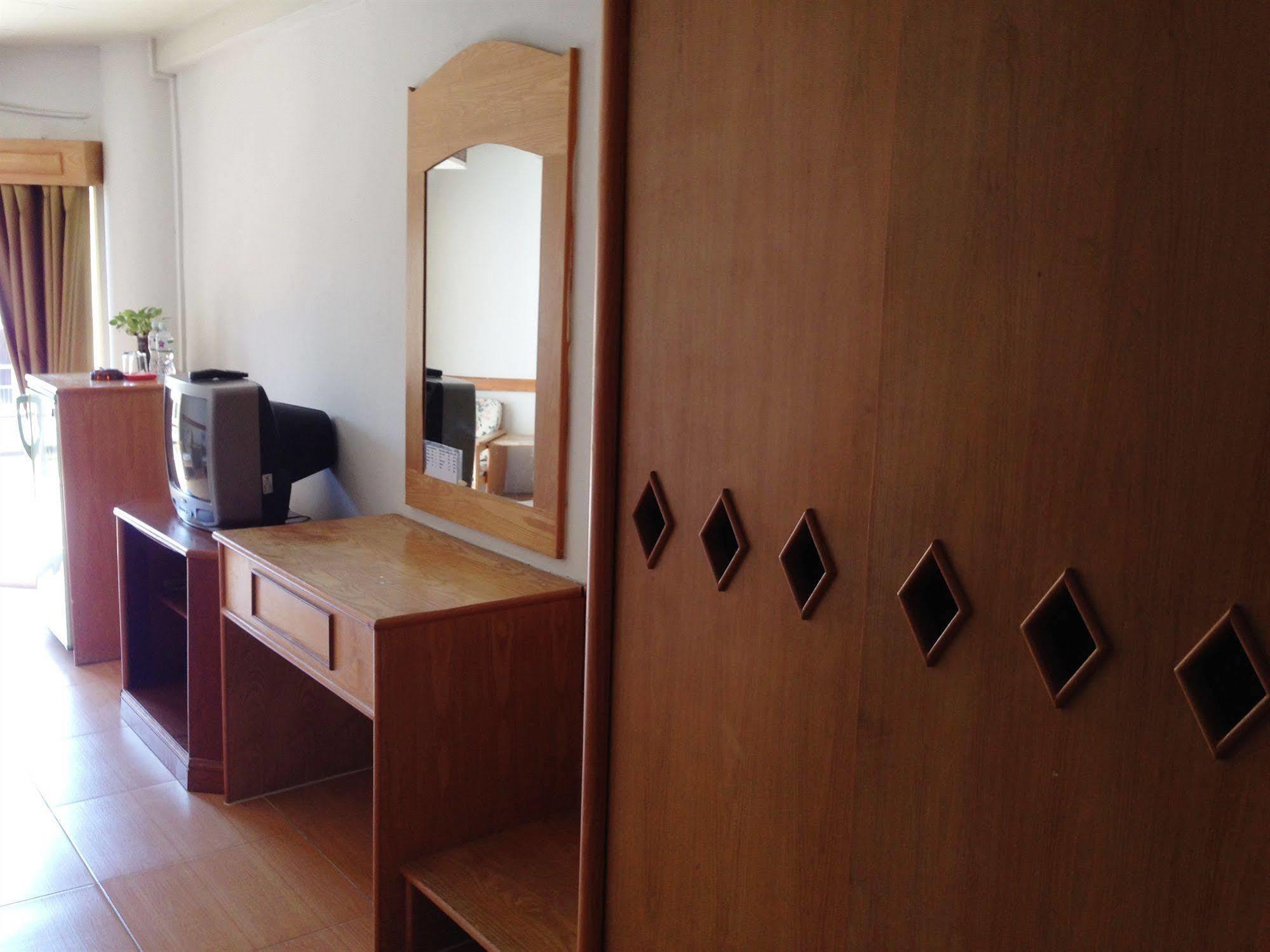 Hotel Skaw 3*