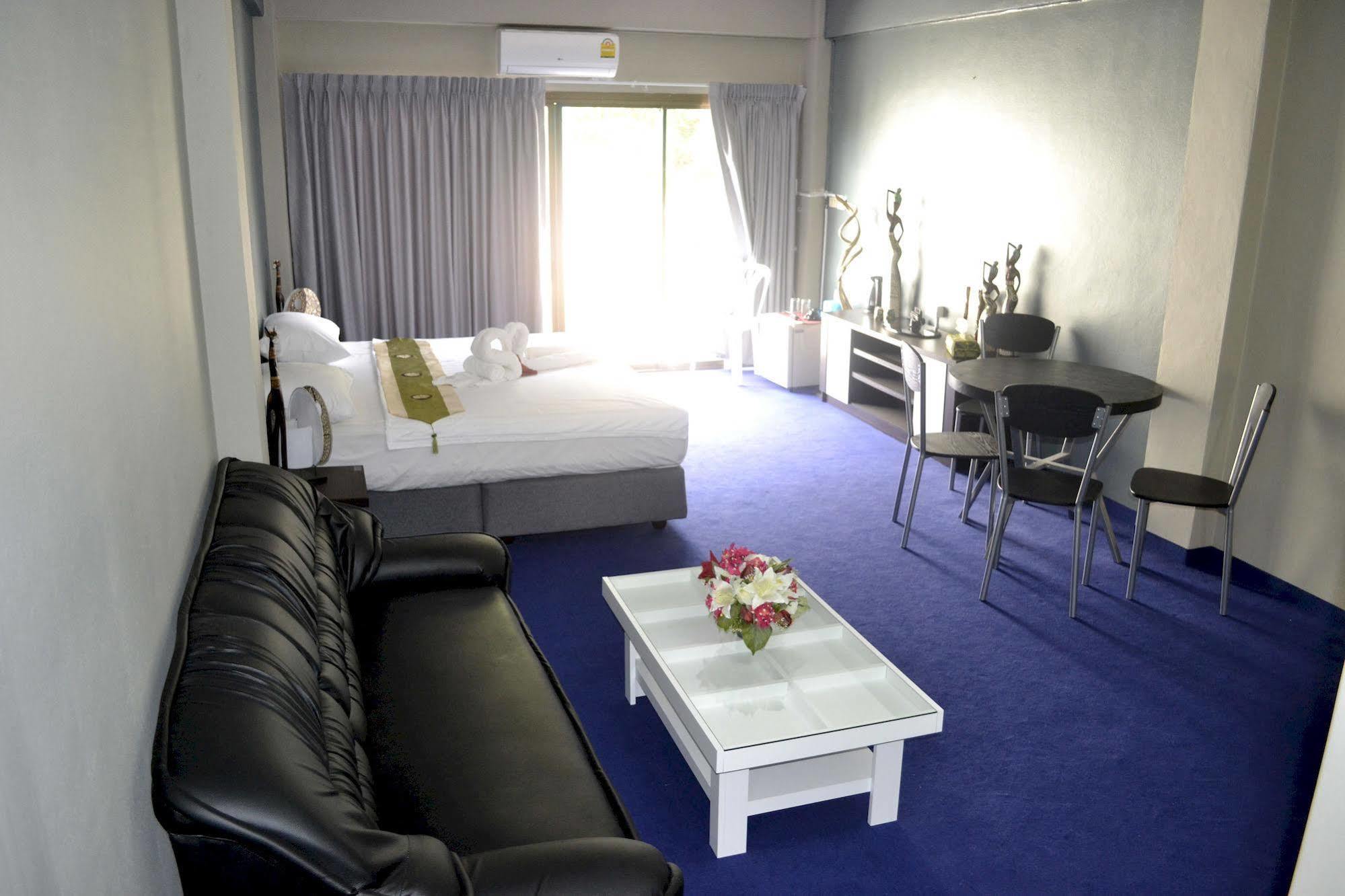 Hotel The Lounge