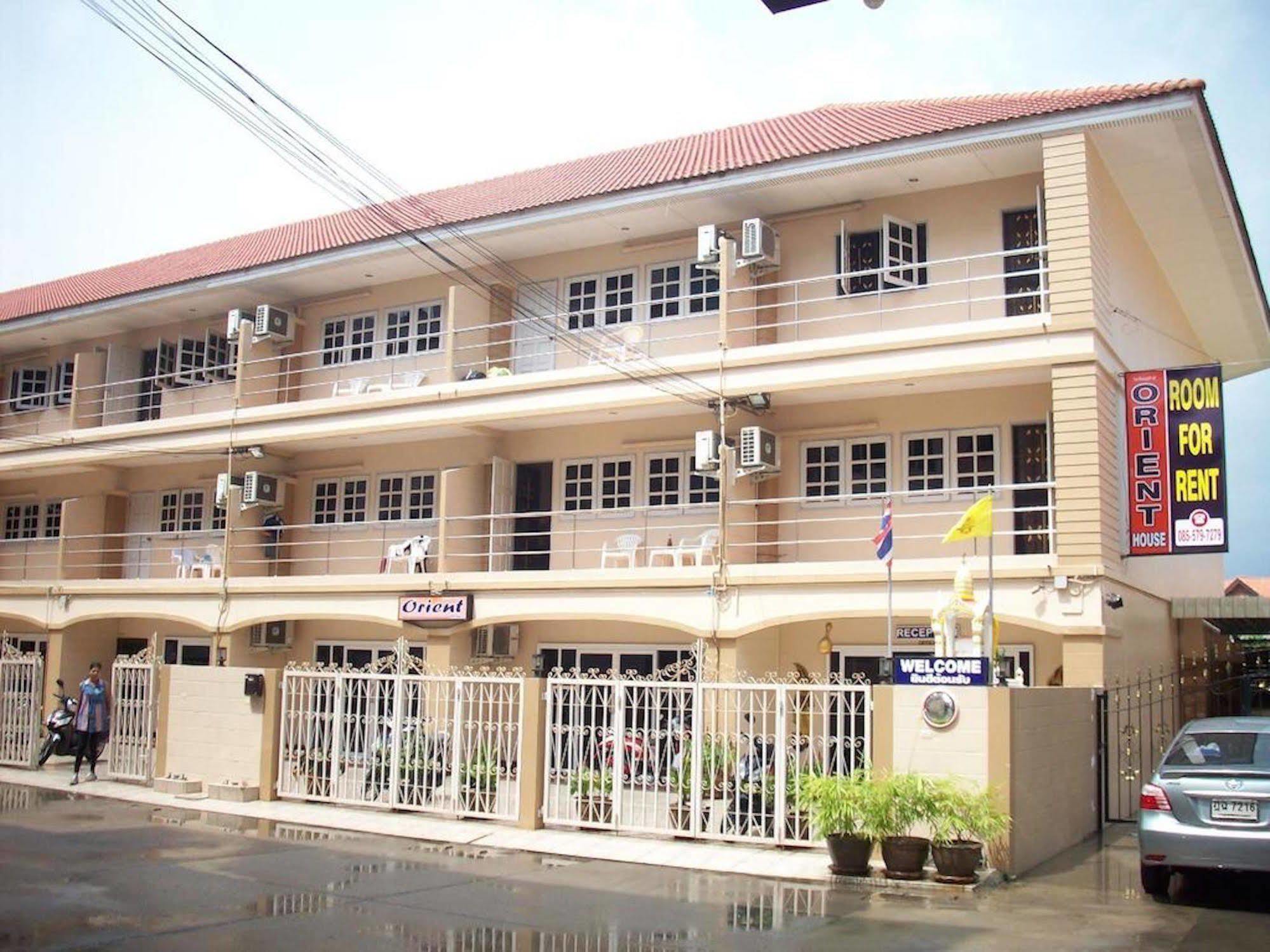 Hostel Orient House Pattaya