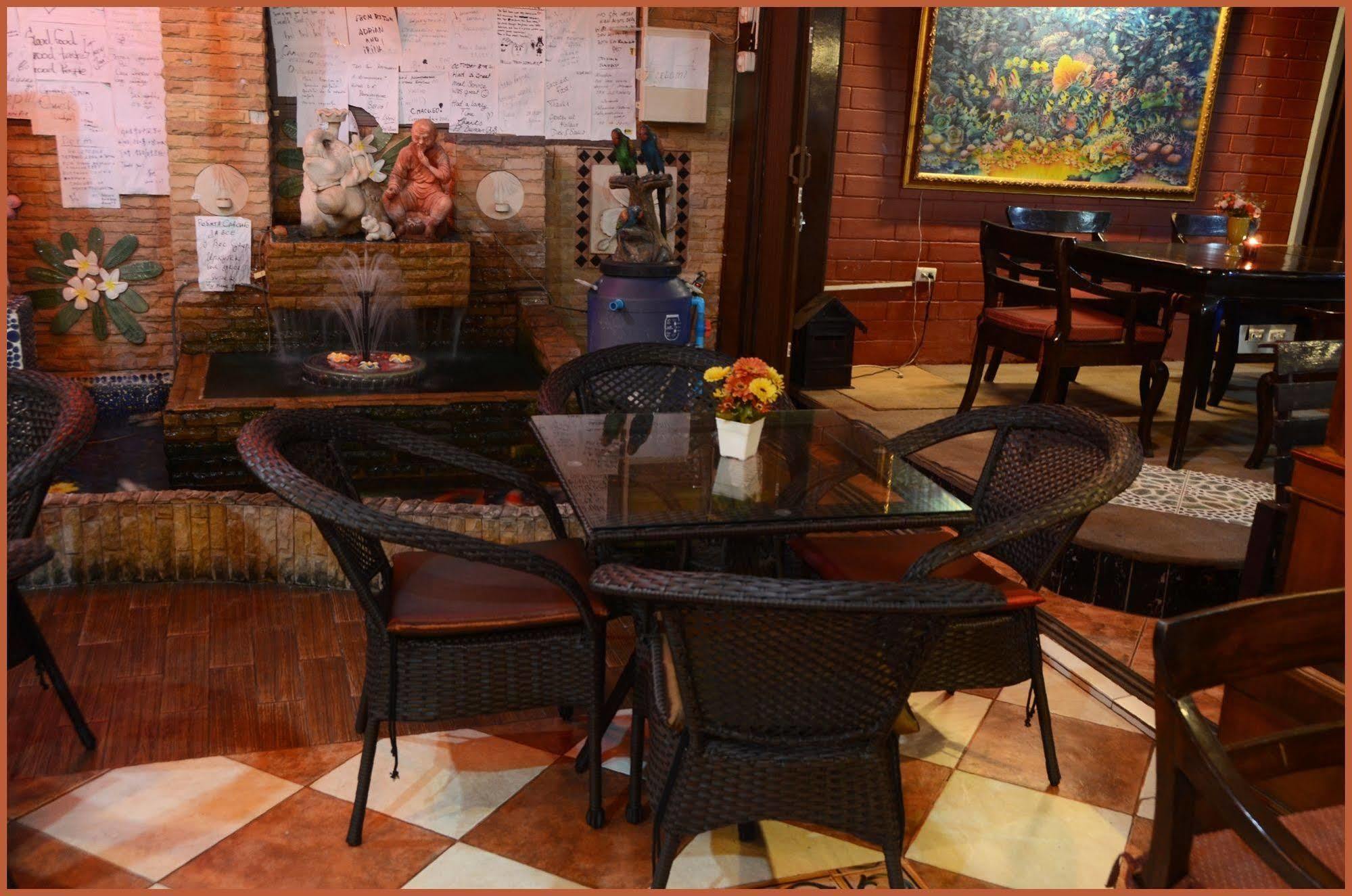 Gold Coast Inn Pattaya