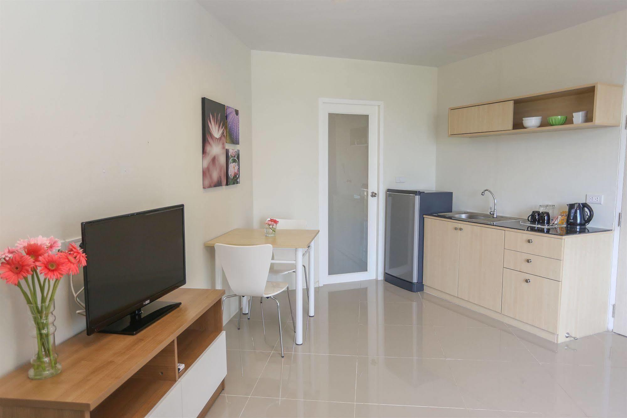 R-con Rest Sea Hotel 3*