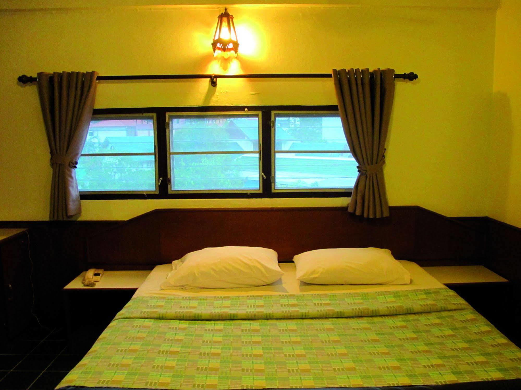 Nn Hotel