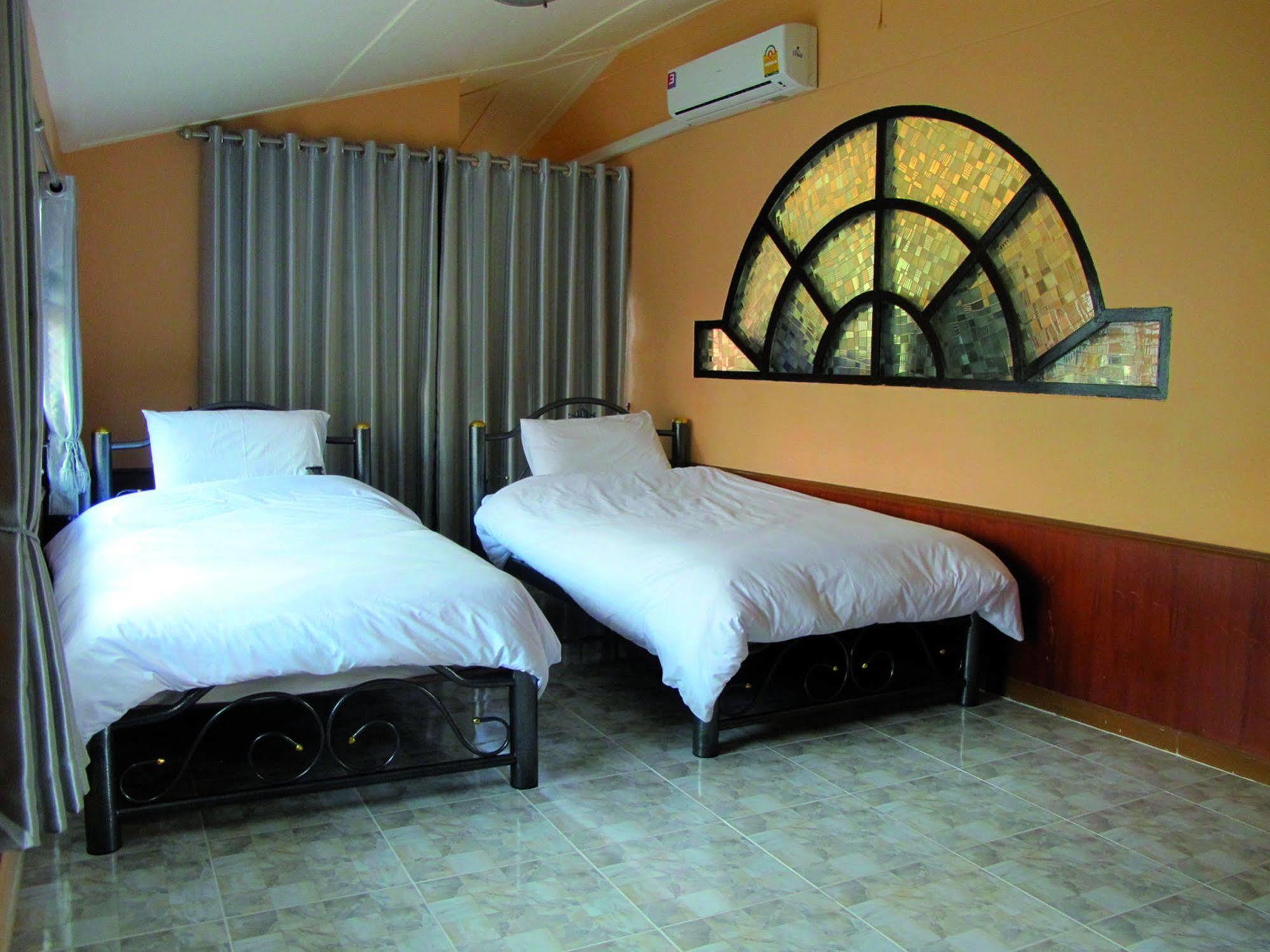 Nn Hotel
