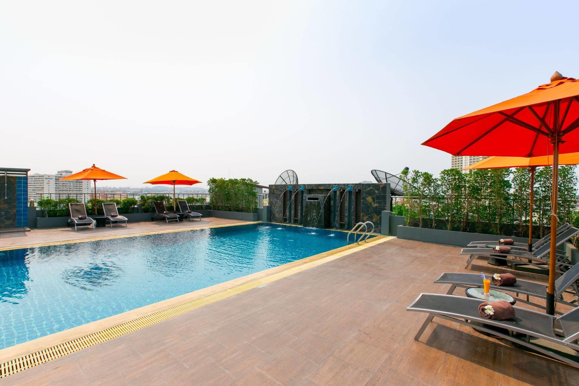 Hotel Adelphi 4*