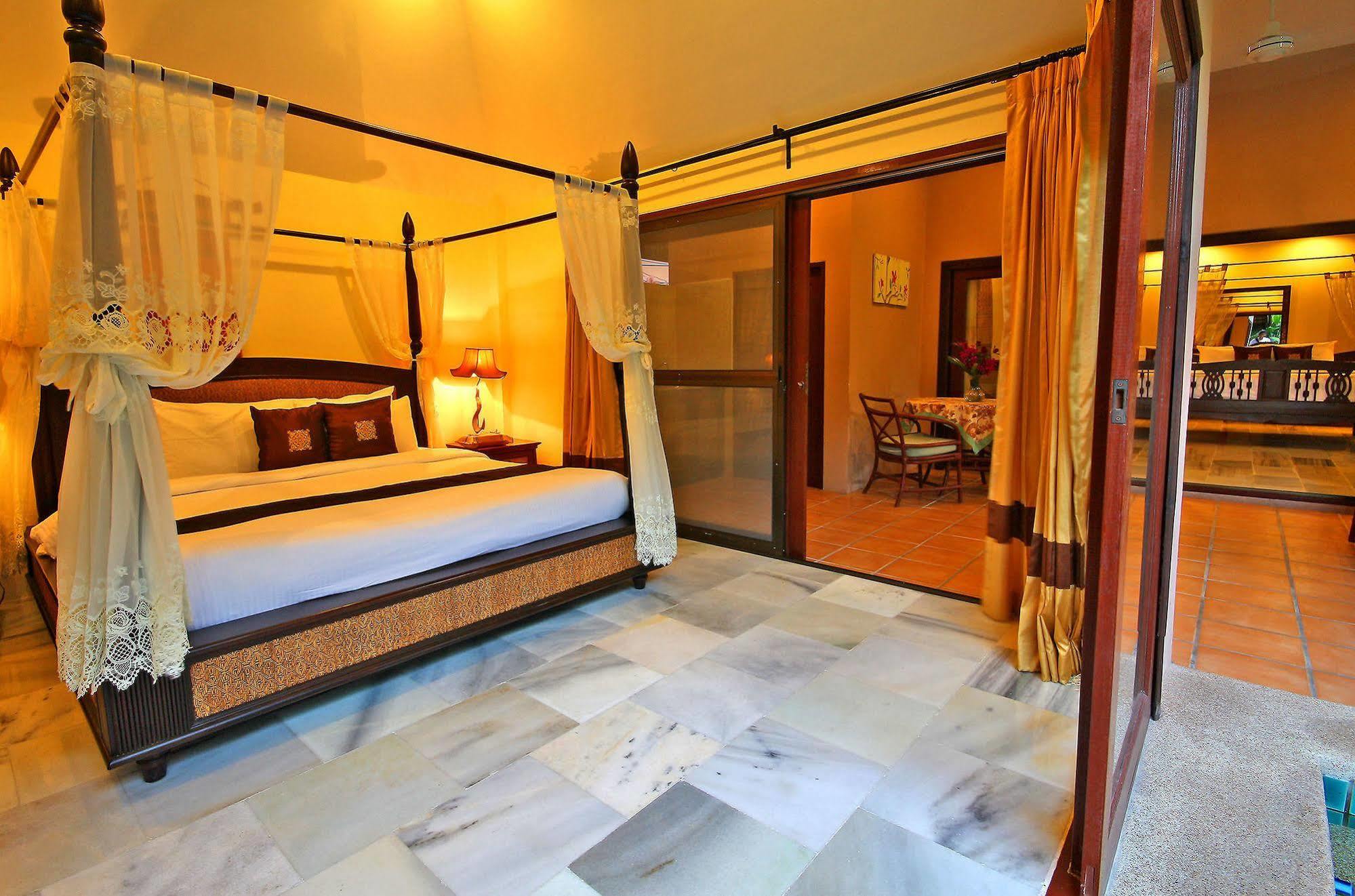 Resort Napalai Pool 3*