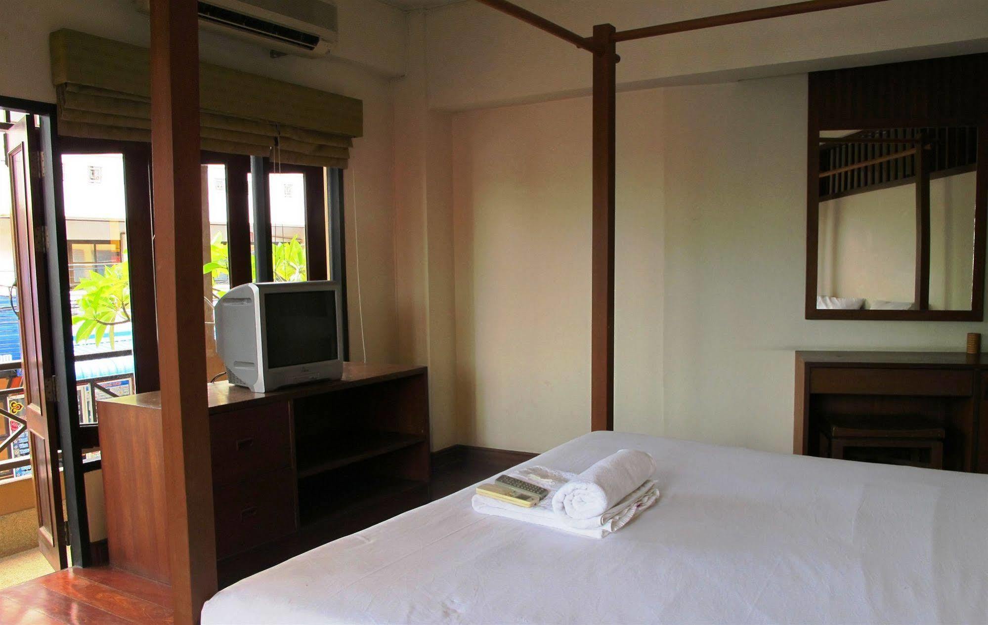 Keerati Hospedagem domiciliar