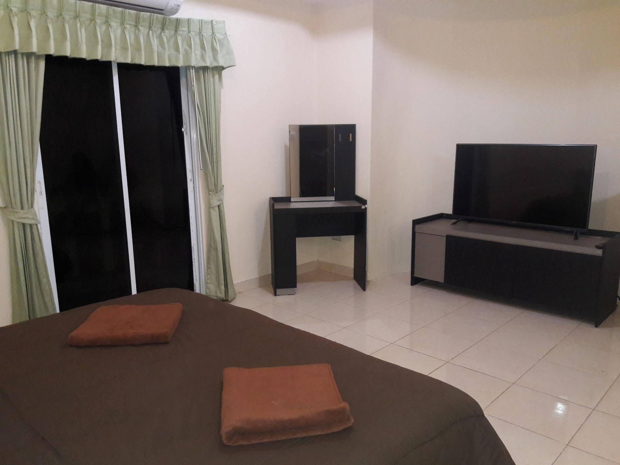 Key Bar And 3* Pattaya