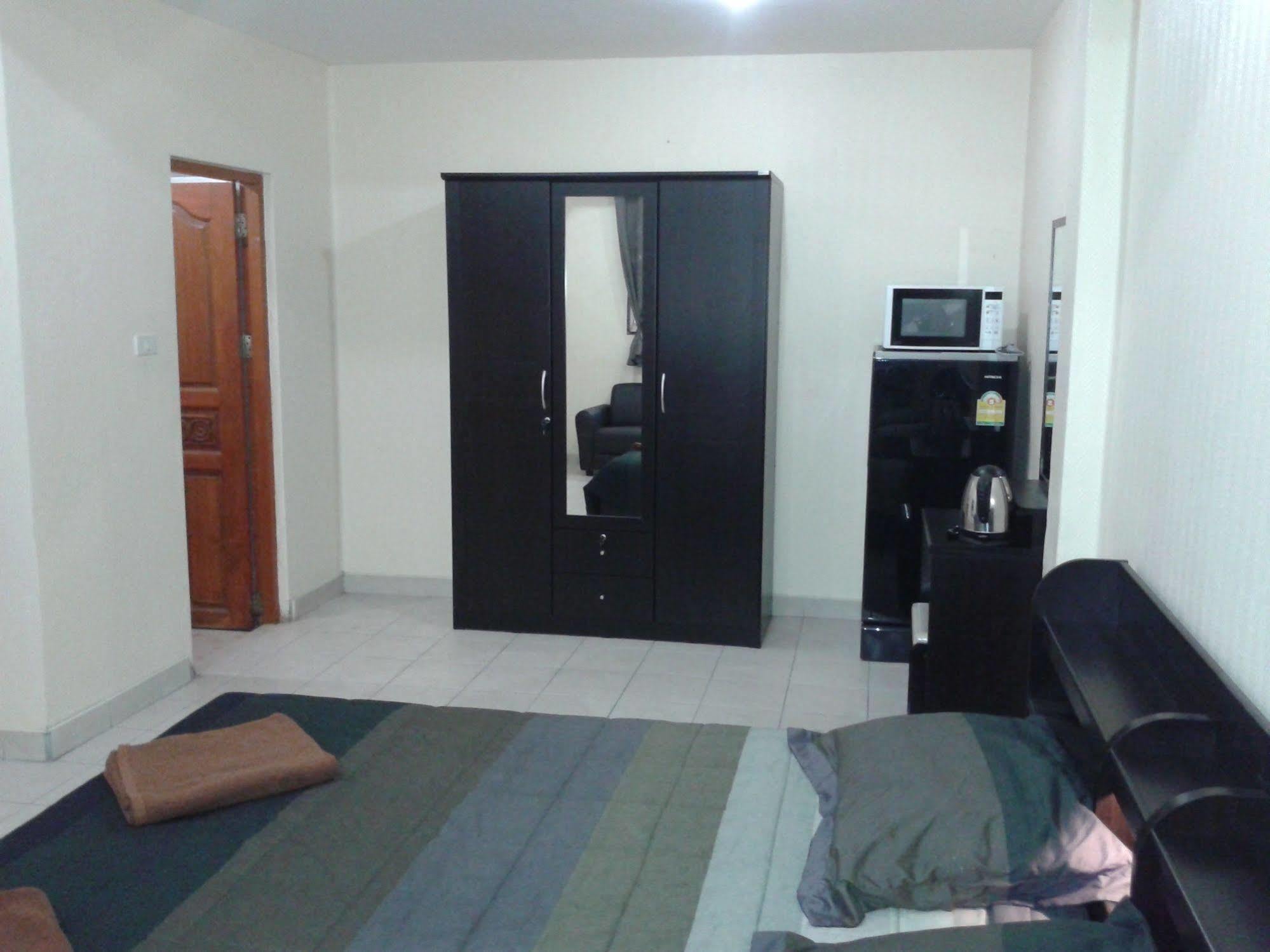 Guest house Key Bar And 3*