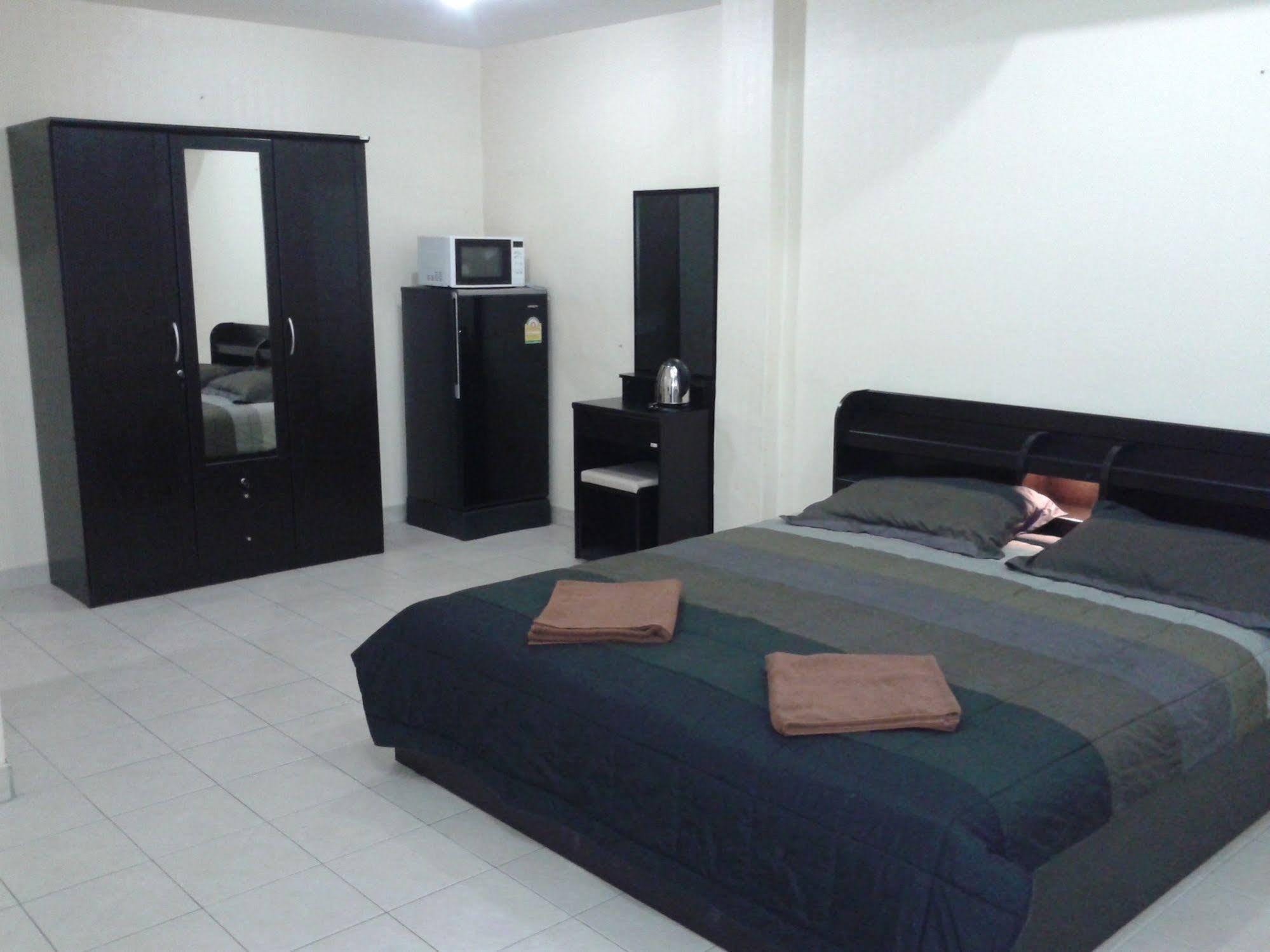 Guest house Key Bar And 3*