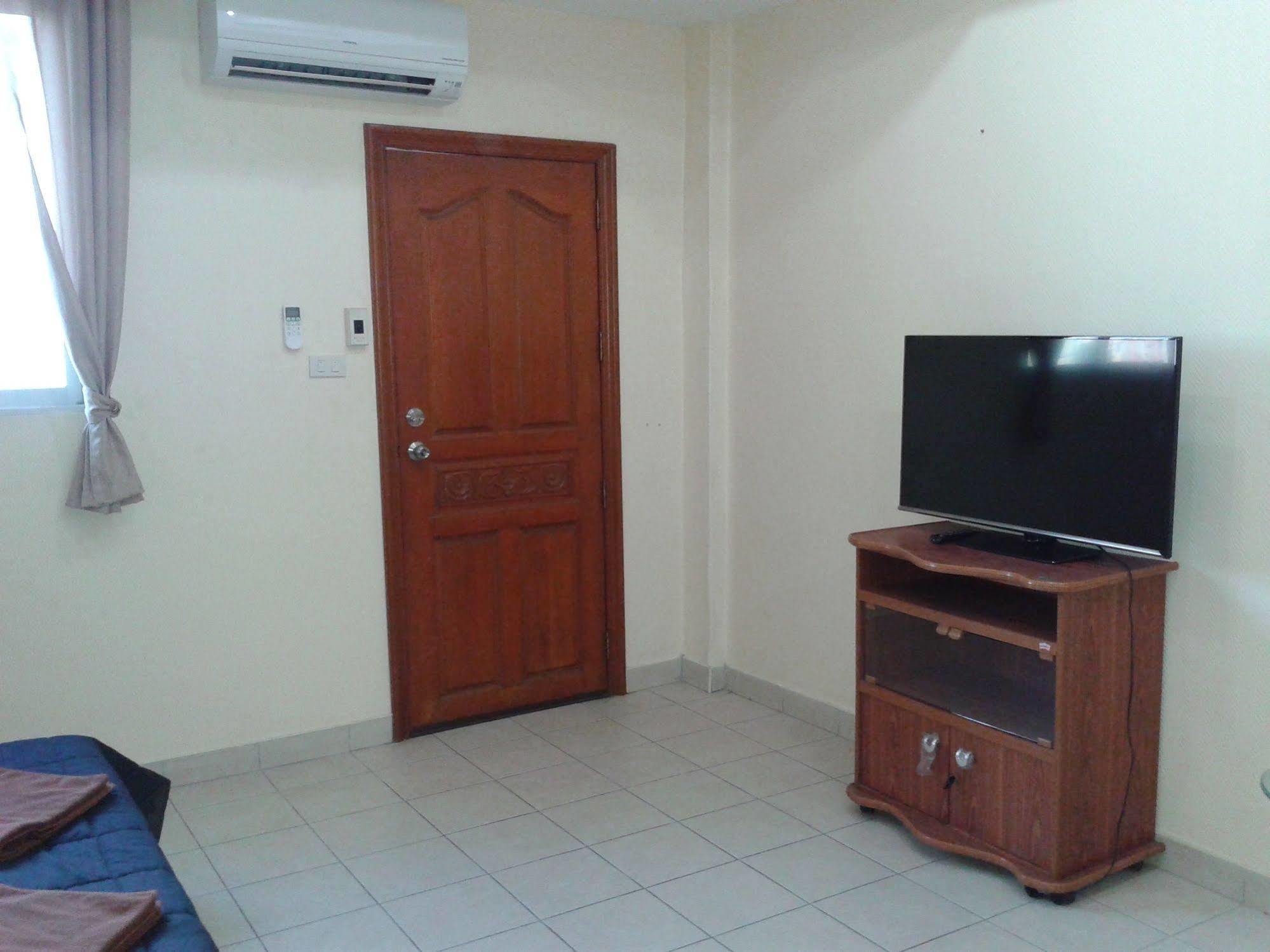 Guest house Key Bar And