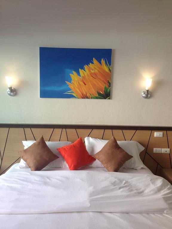 Chitra Inn 2*