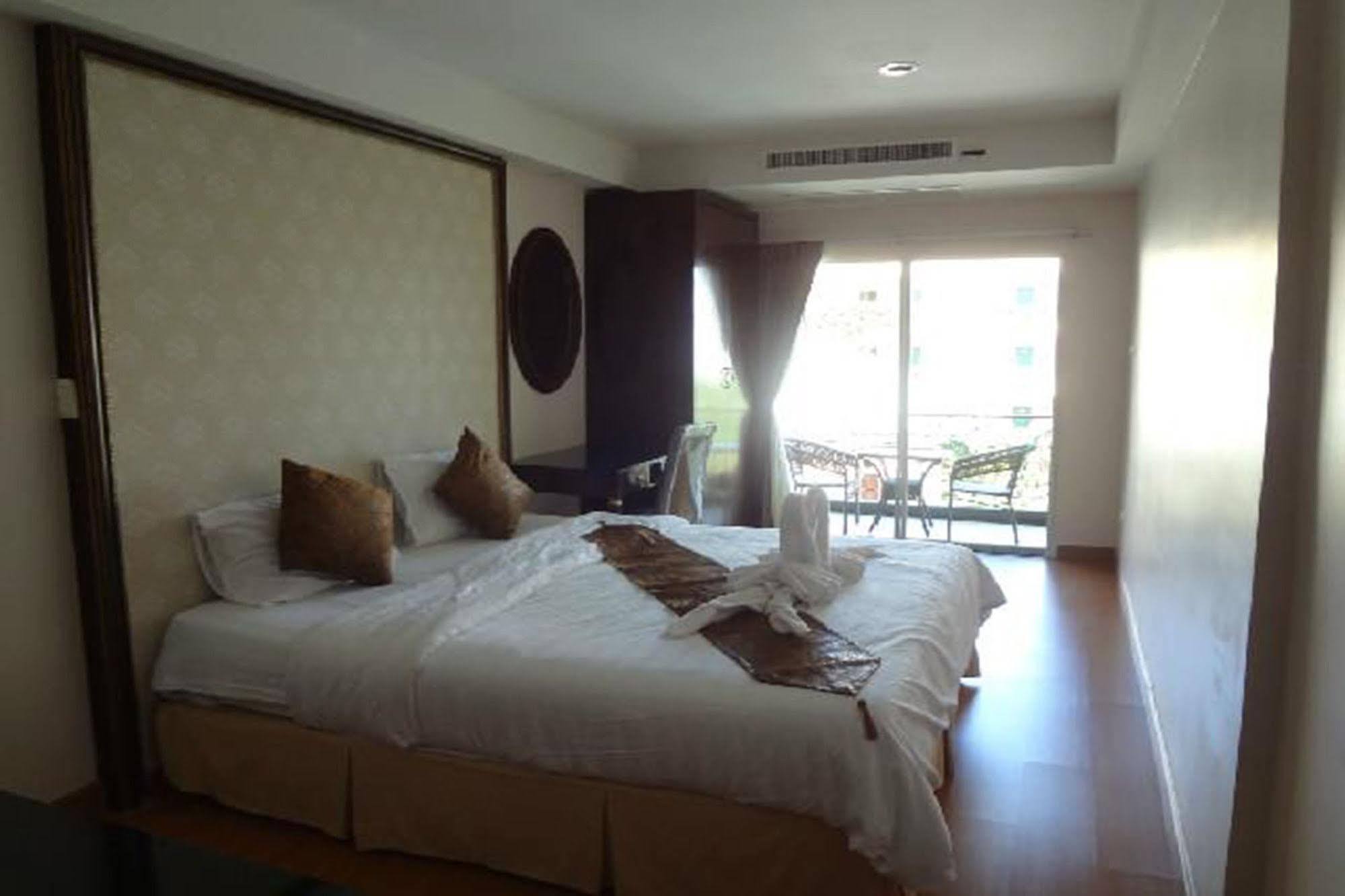 Maleez Hotel Pattaya