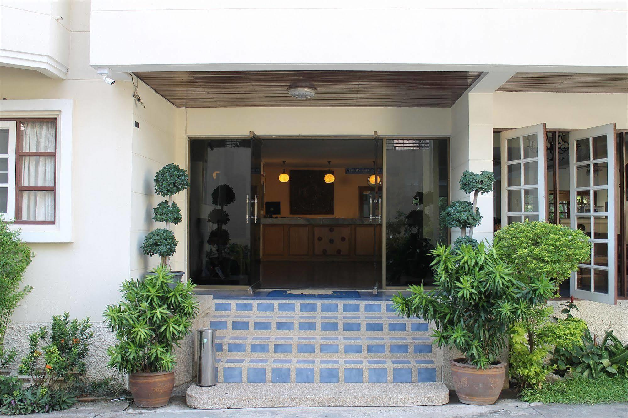 Hillside Hotel