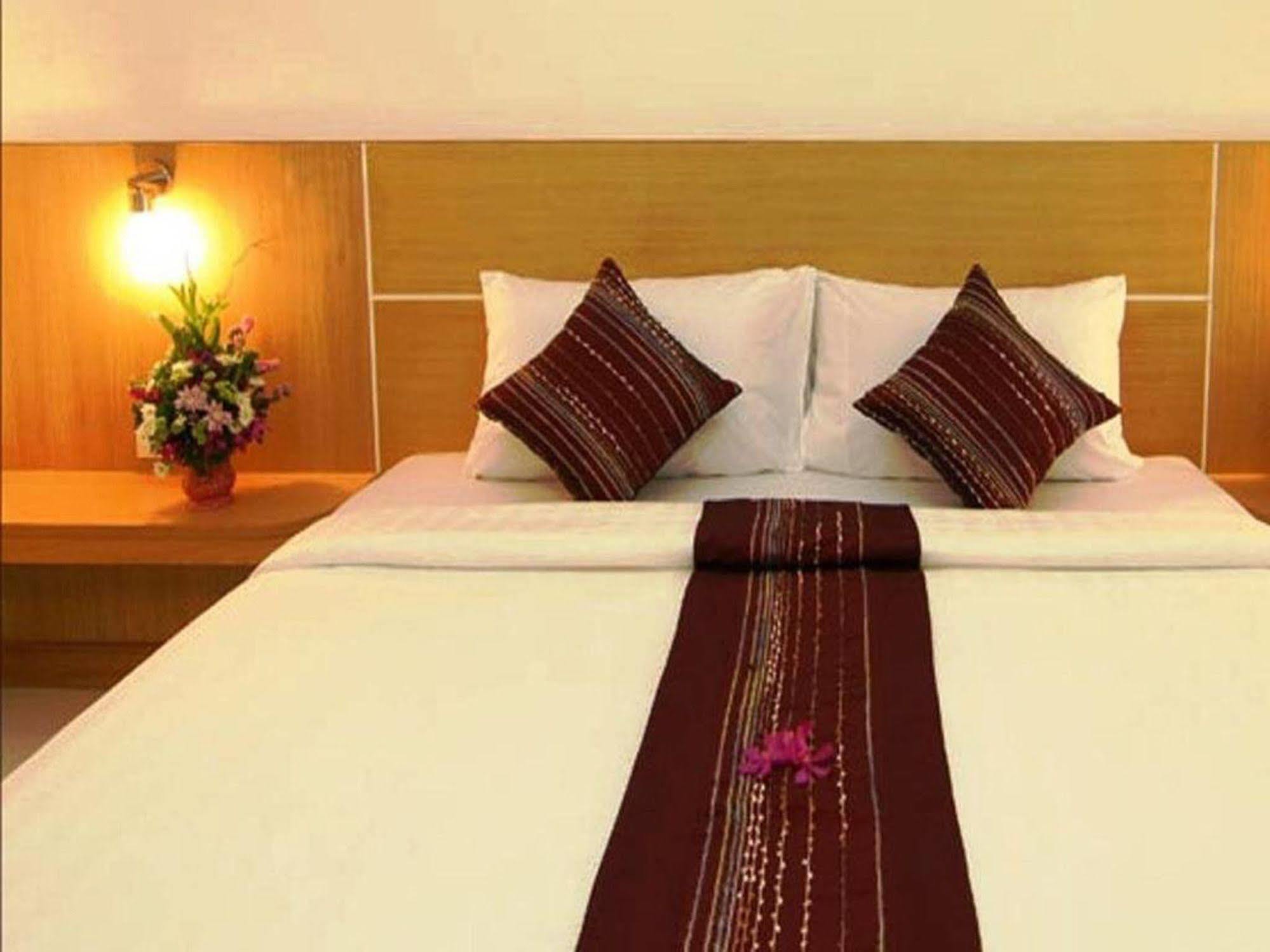 Eastiny Seven Pattaya