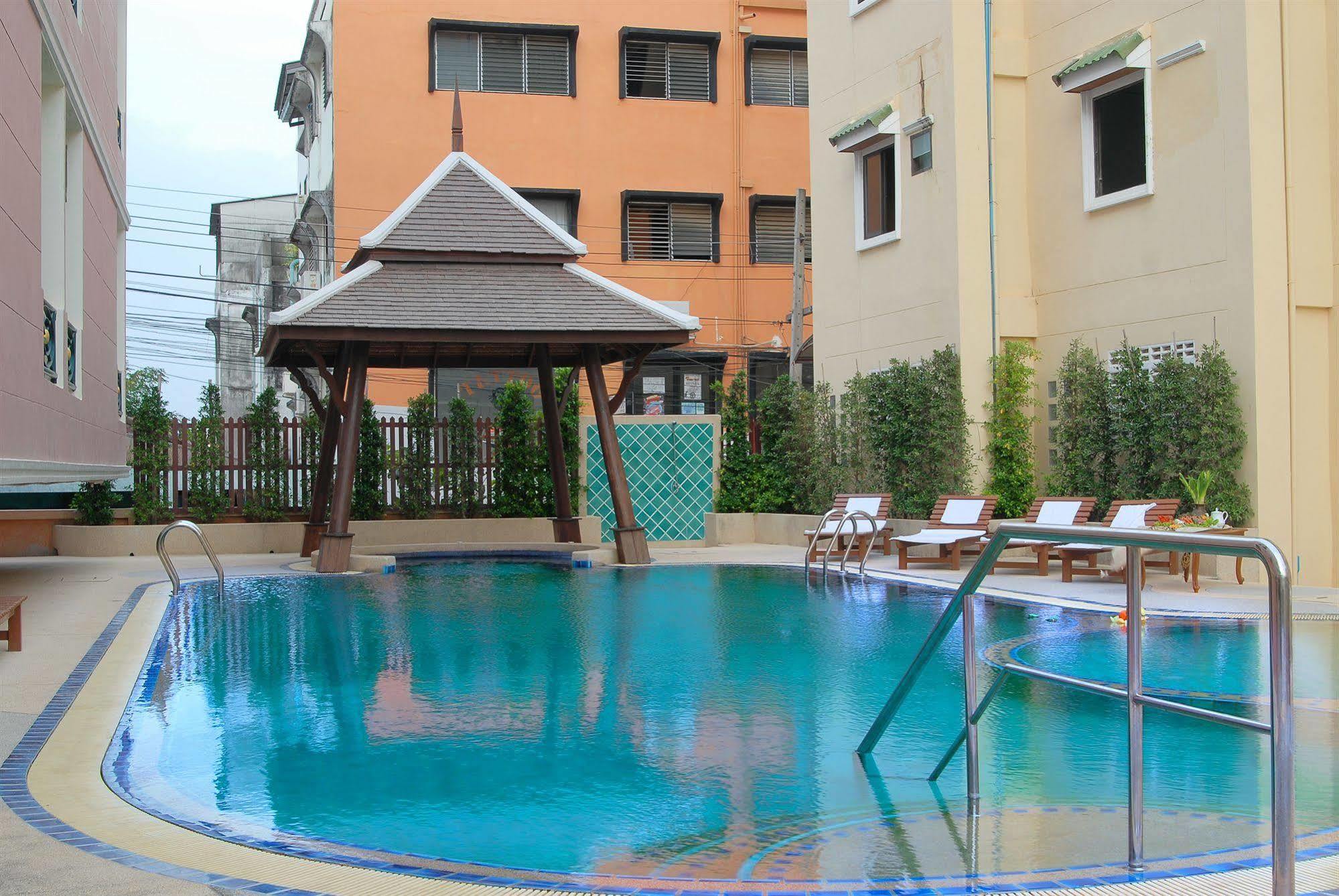 Golden 2* Pattaya