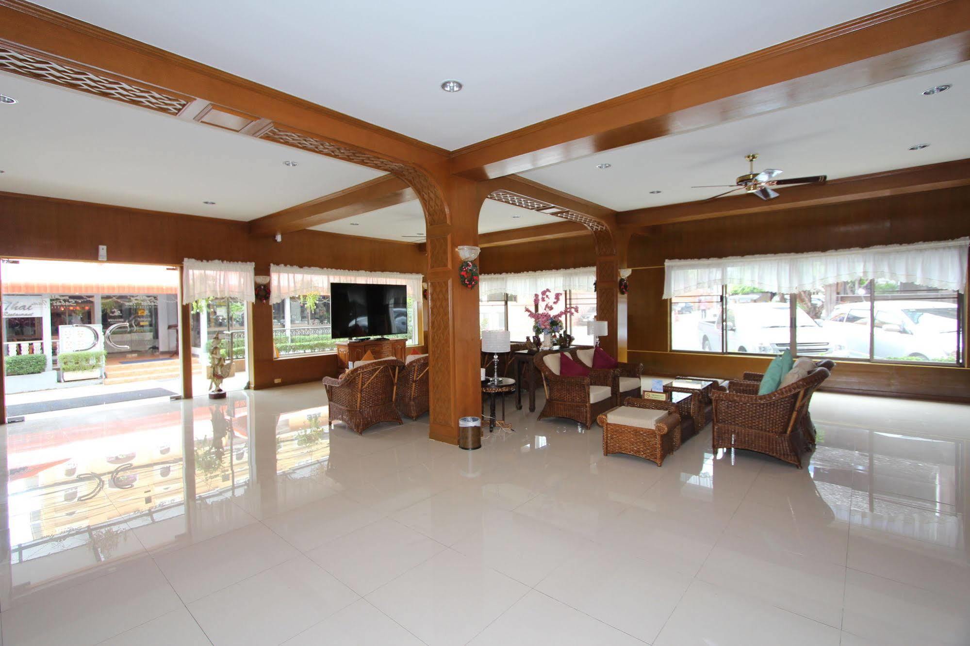 Sabai Hotel