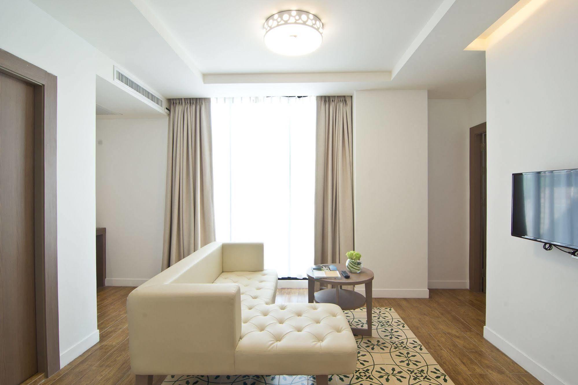 Tevan Jomtien Hotel 4*