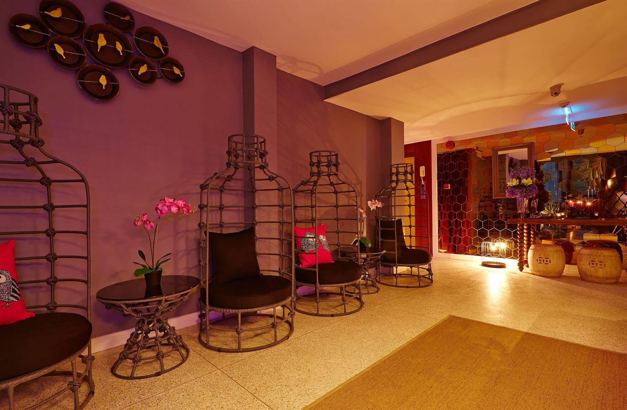 Hotel The Weekend 3*