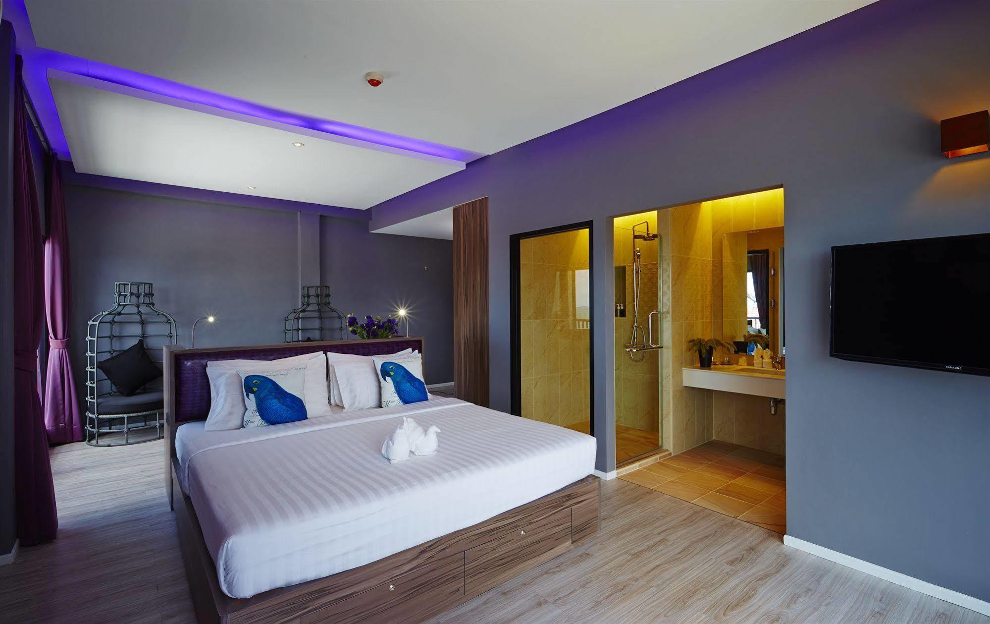 Hotel The Weekend 3*