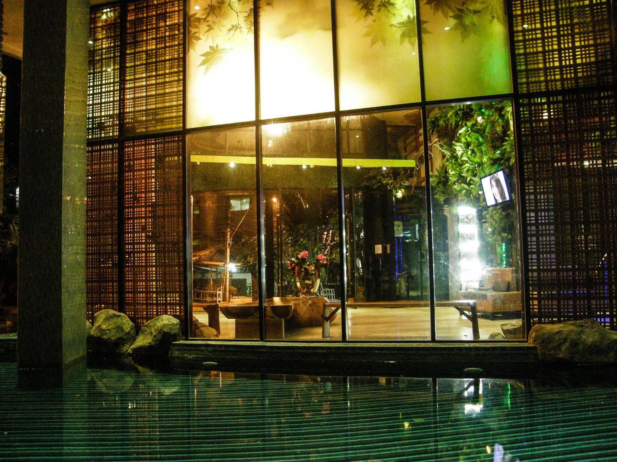 Hotel Oyo 143 Dday Resotel Pattaya