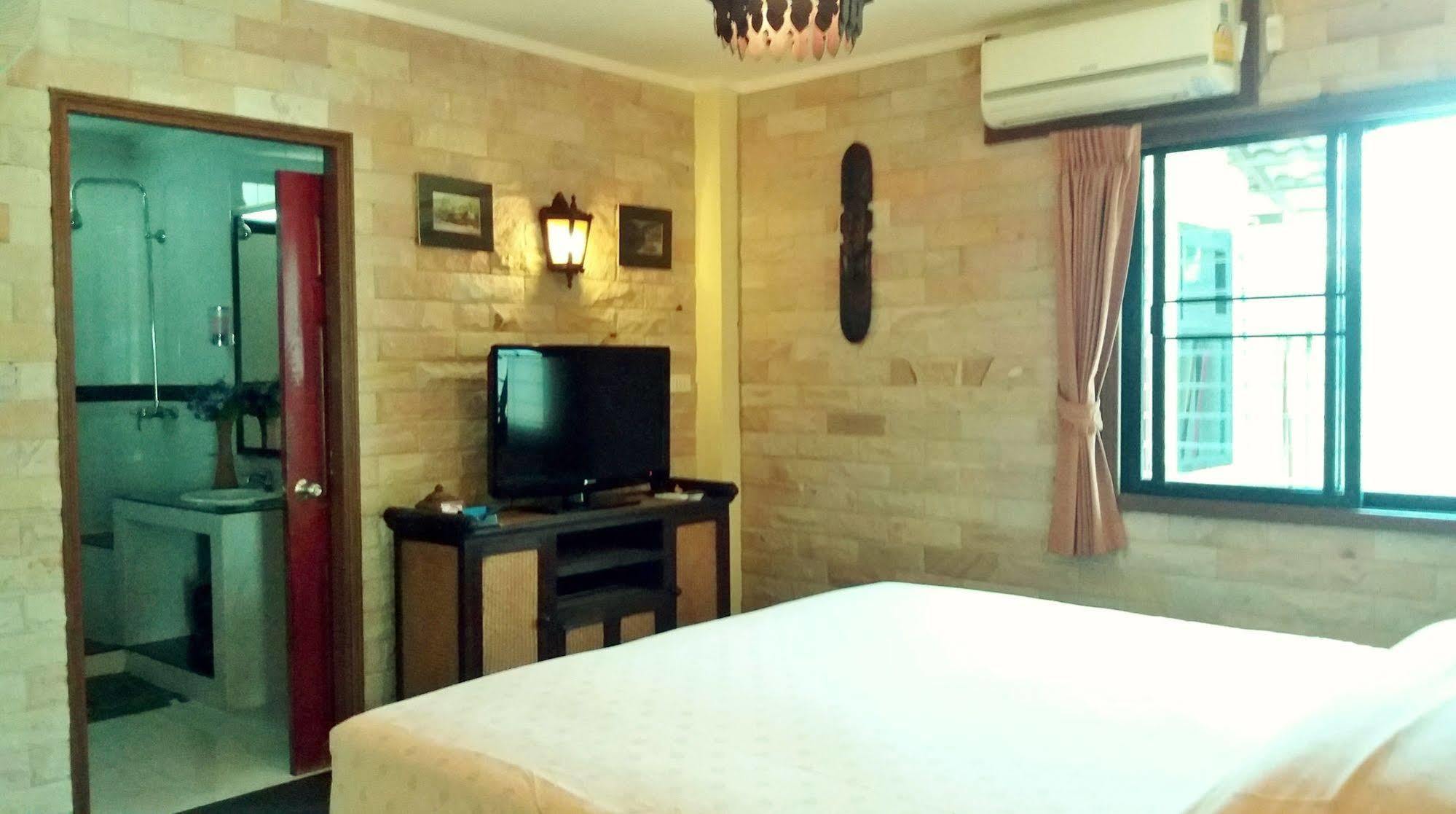 Baan Laksee Pattaya