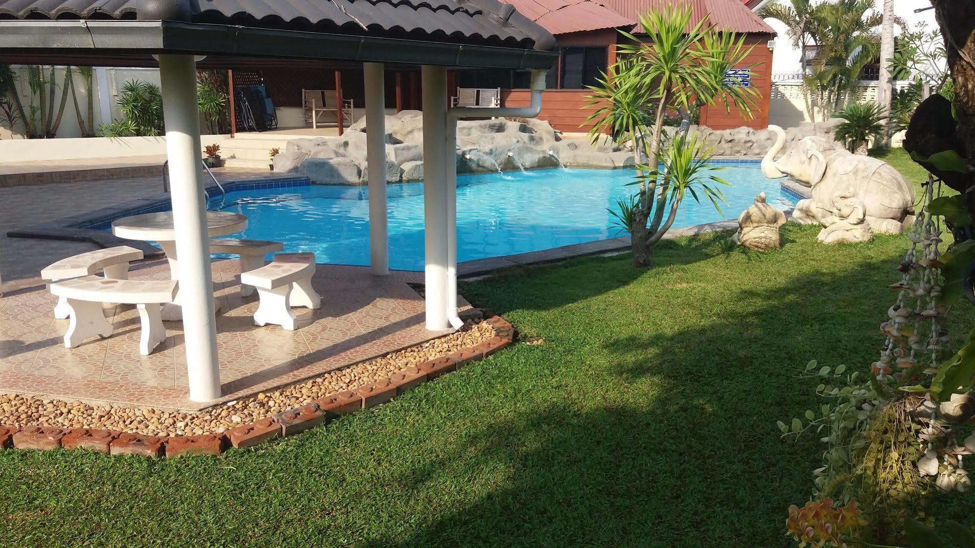 Villa Baan Laksee