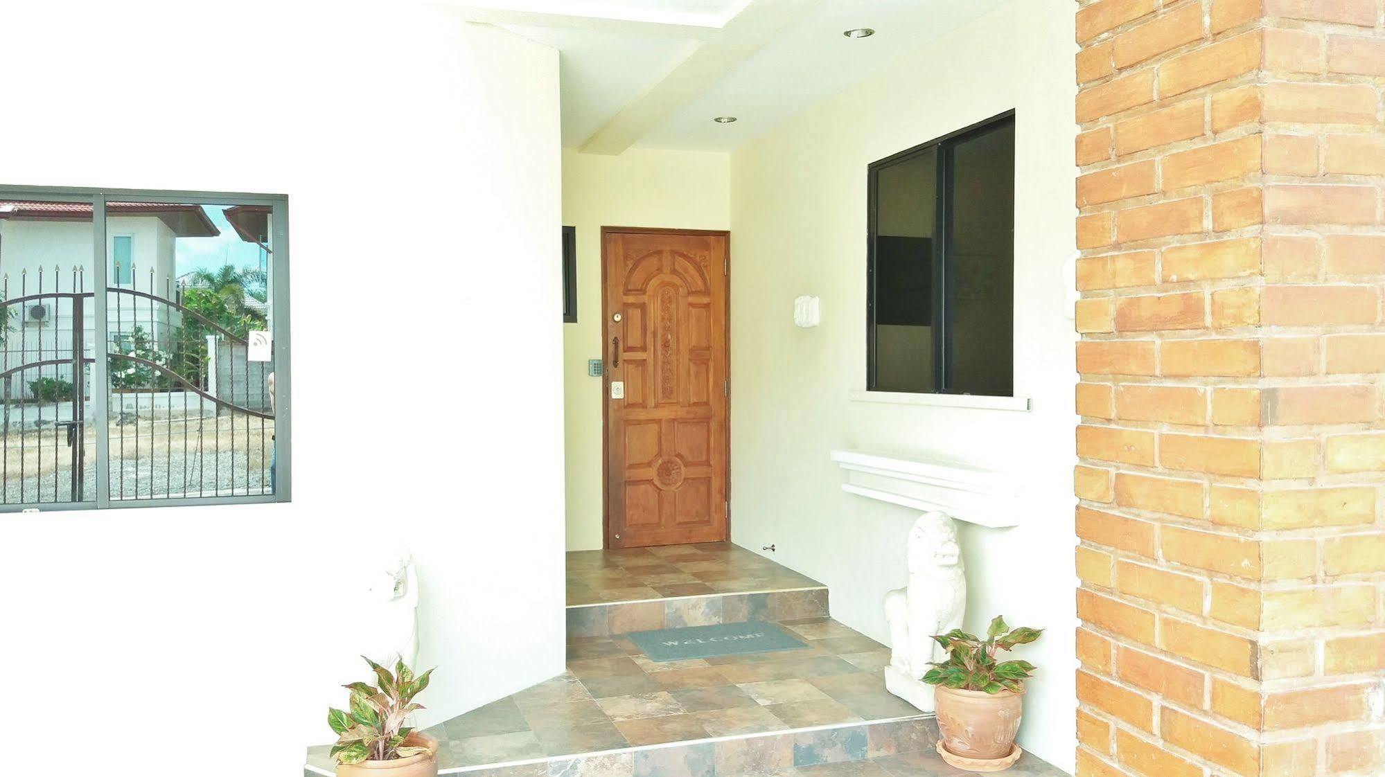 Baan Laksee Pattaya