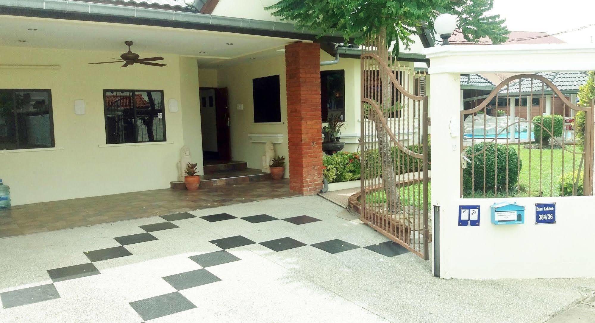 Villa Baan Laksee Pattaya