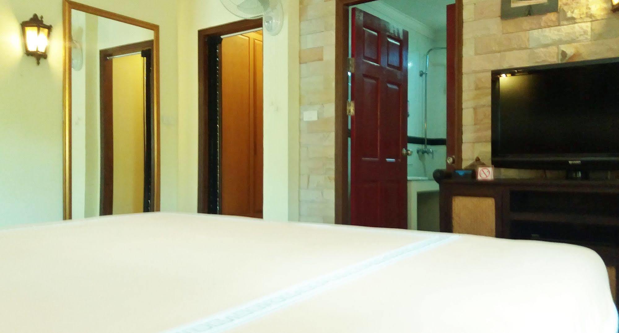 Villa Baan Laksee *