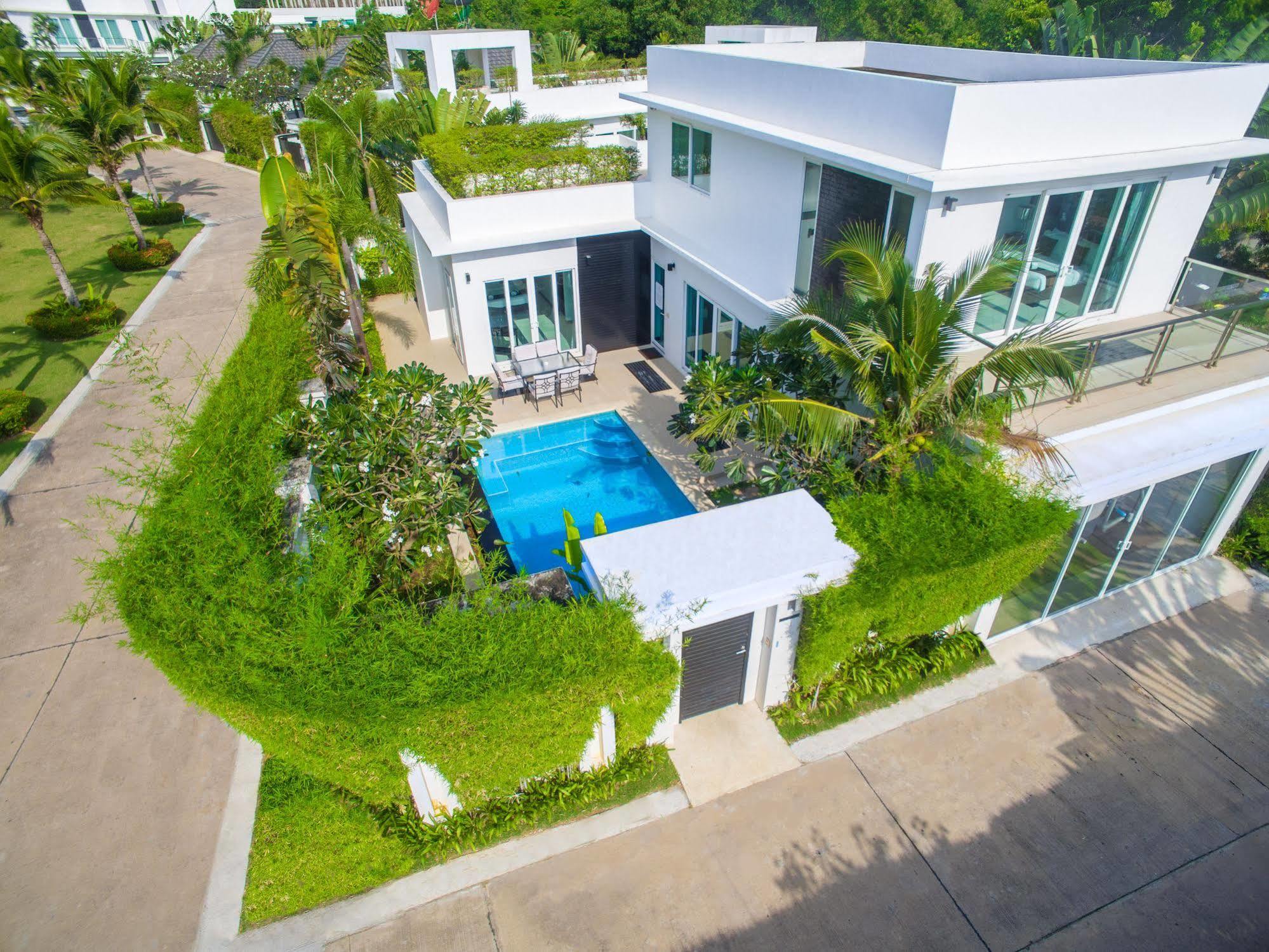 Hotel Vip Villas Pattaya Palm Oasis Jomtien Beach