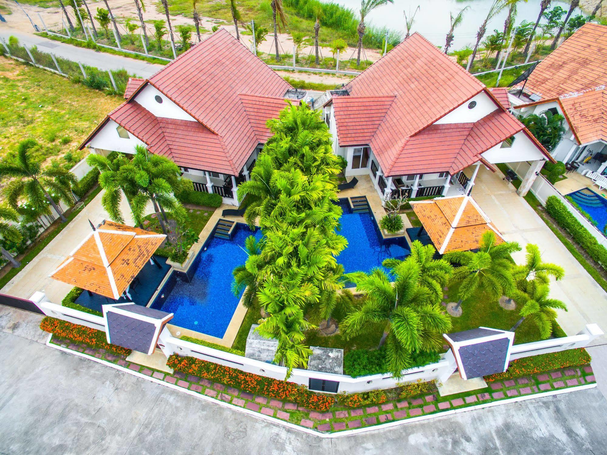 Vip Villas Pattaya Palm Oasis Jomtien Beach *