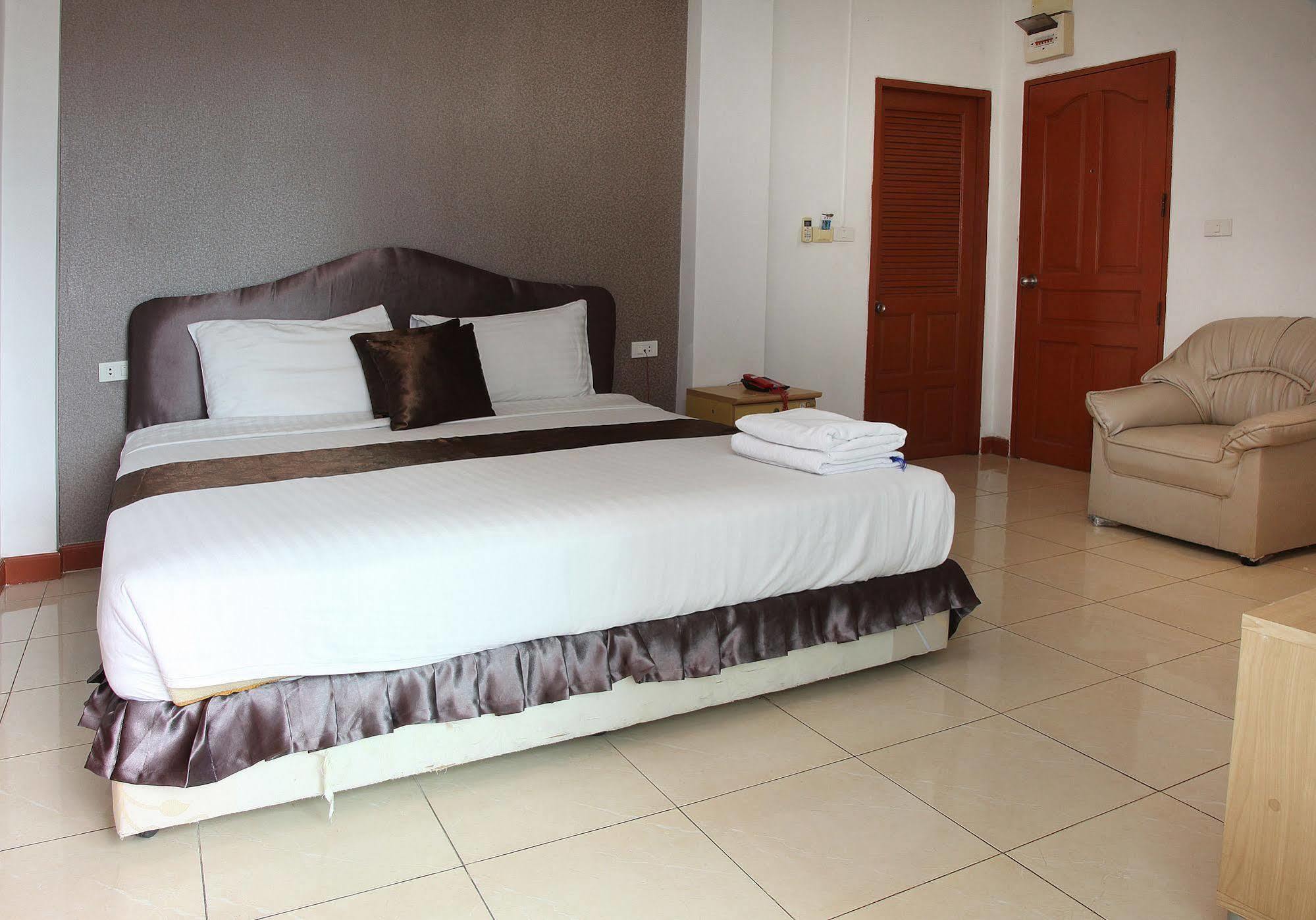 Hotel Arya