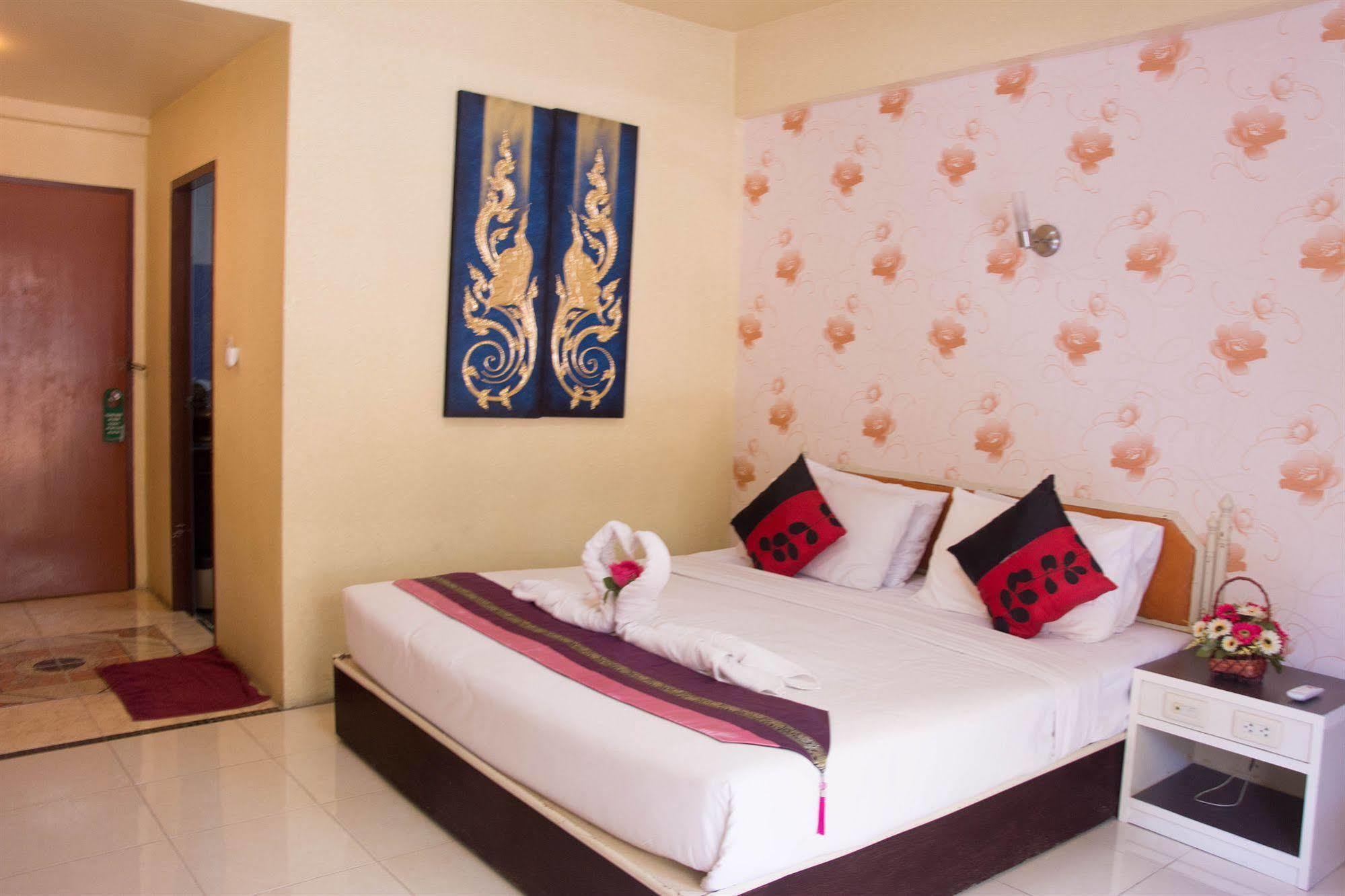 Thai Palace Apartment Pattaya