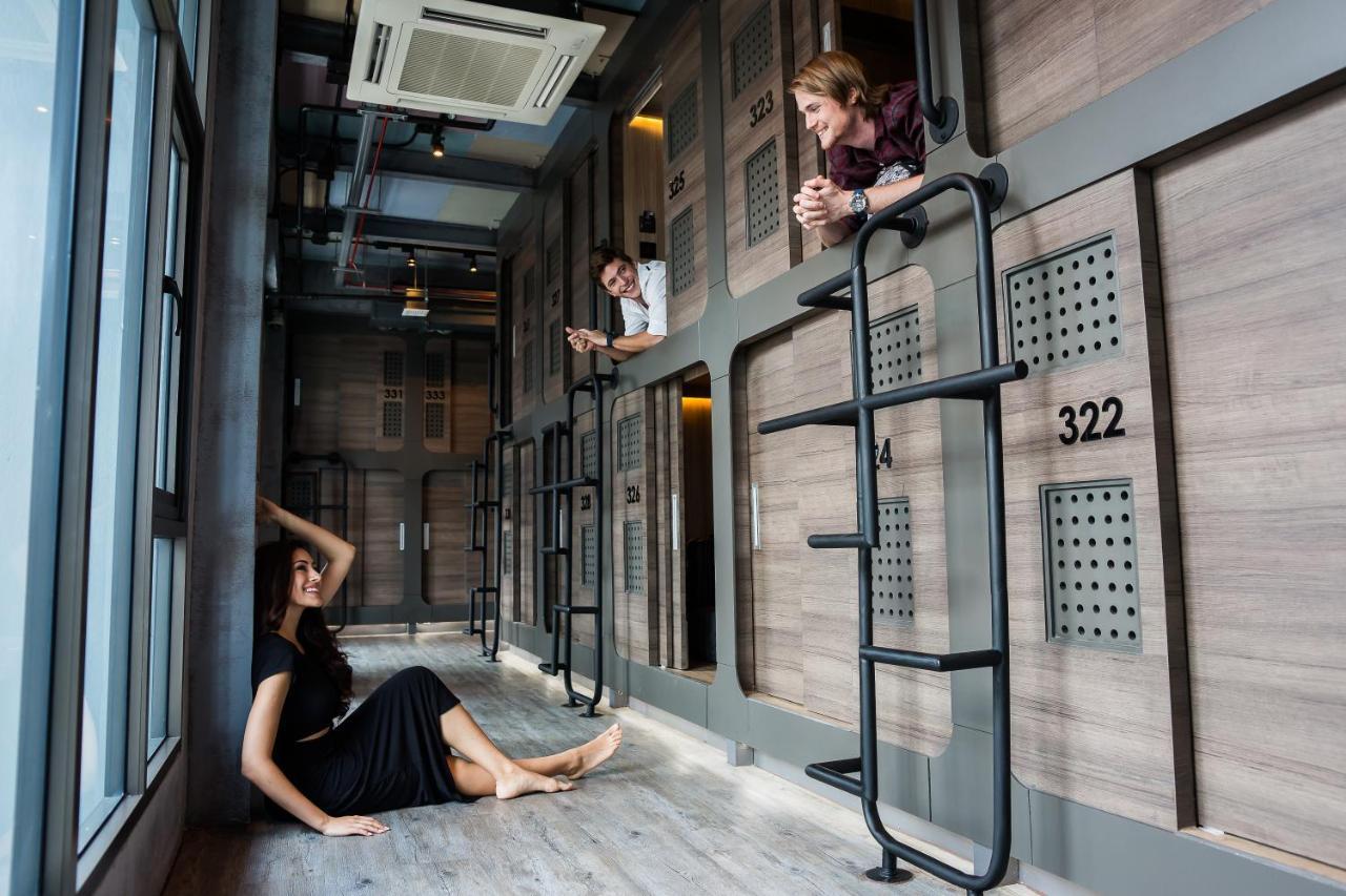 Nonze Capsule hotel 2*