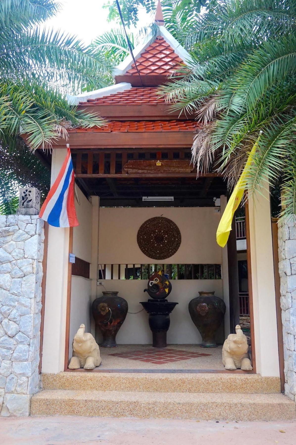 Hotel Thai Pura 3*