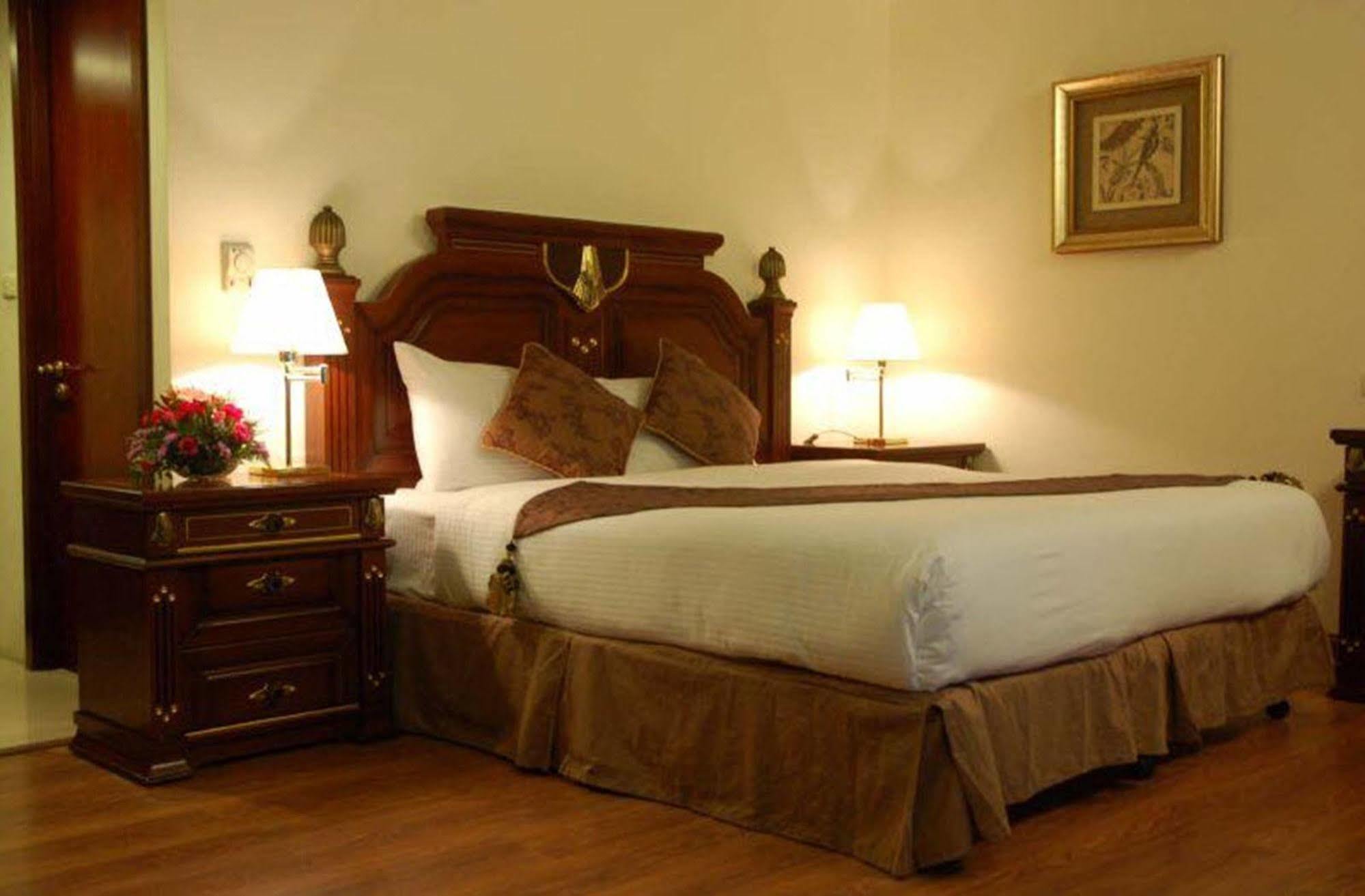 Hotel Lk Metropole